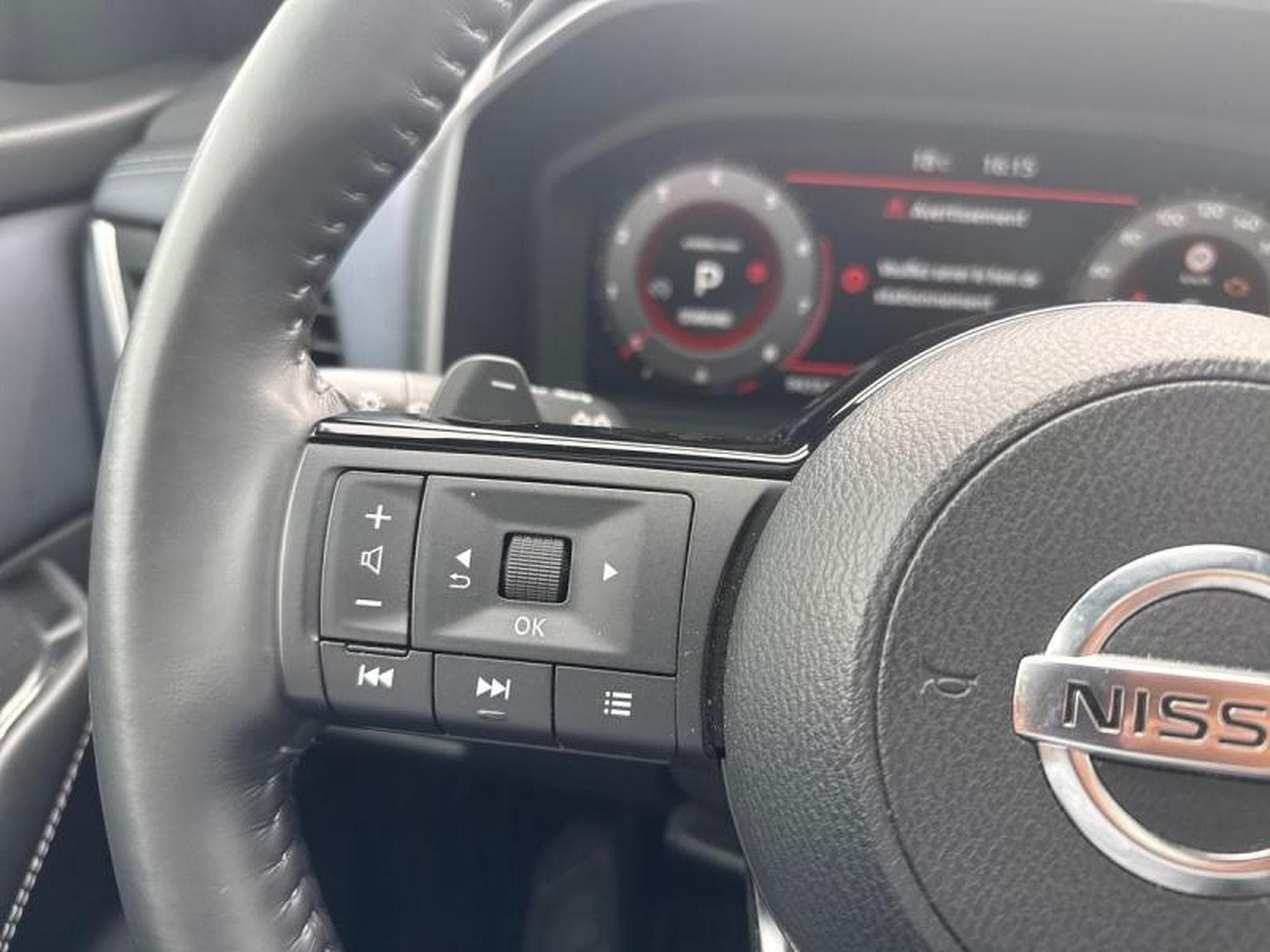 Nissan Qashqai TEKNA (2021) - Photo 24