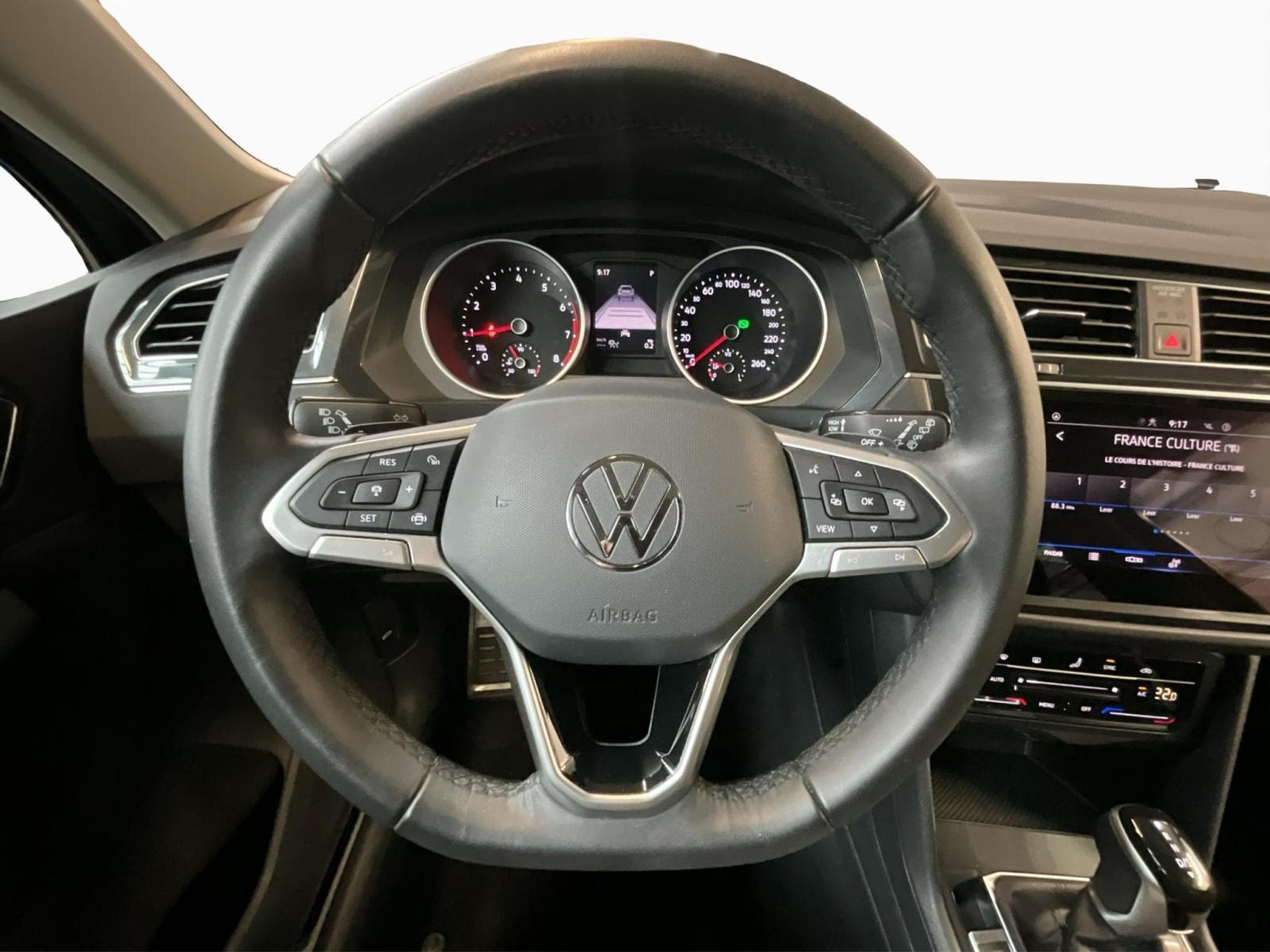 VW Tiguan Life-Urban-Sport+DSG+LED+RearView (2024) - Photo 12