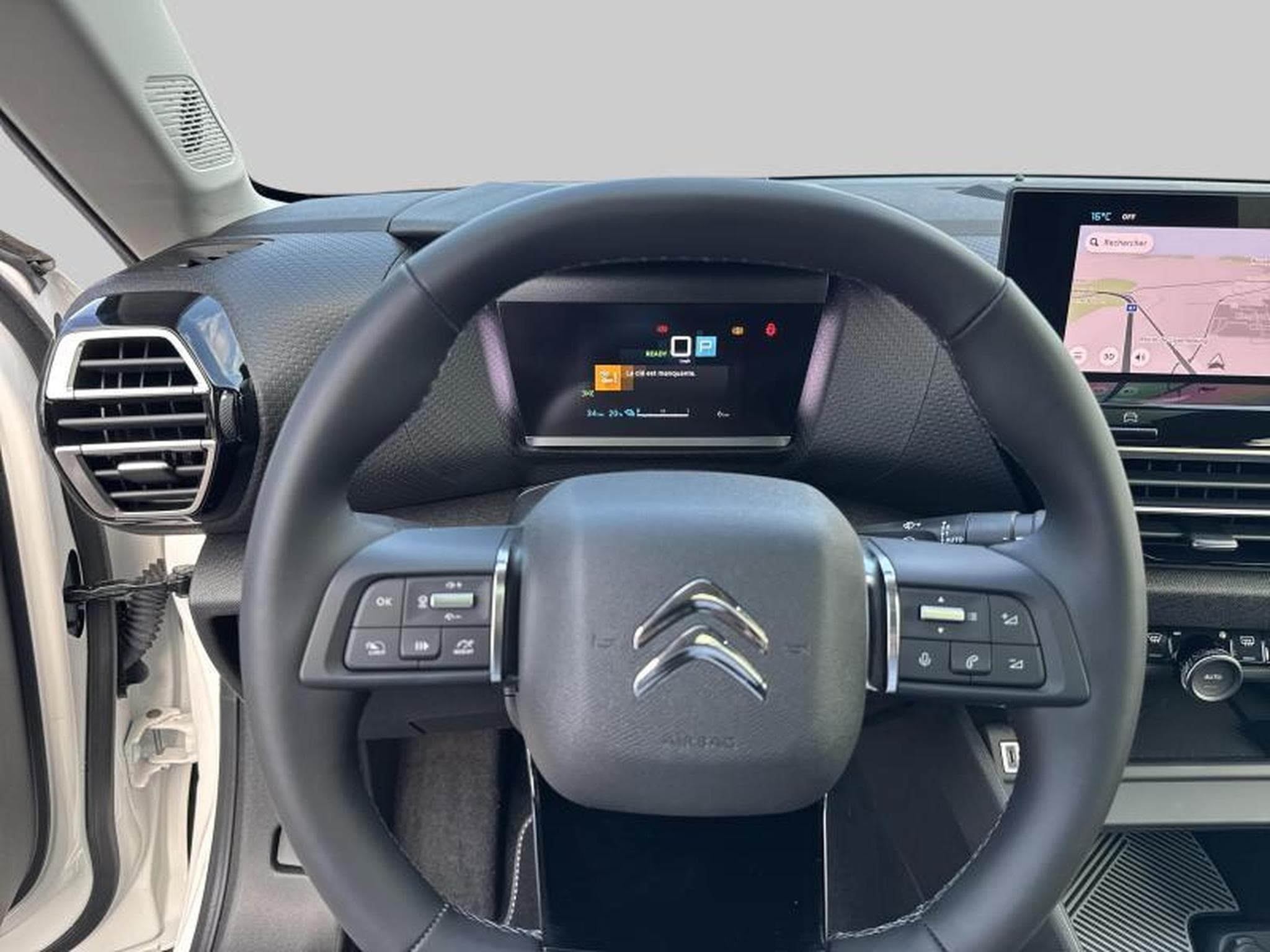 Citroen C4 E Shine (2023) - Photo 14