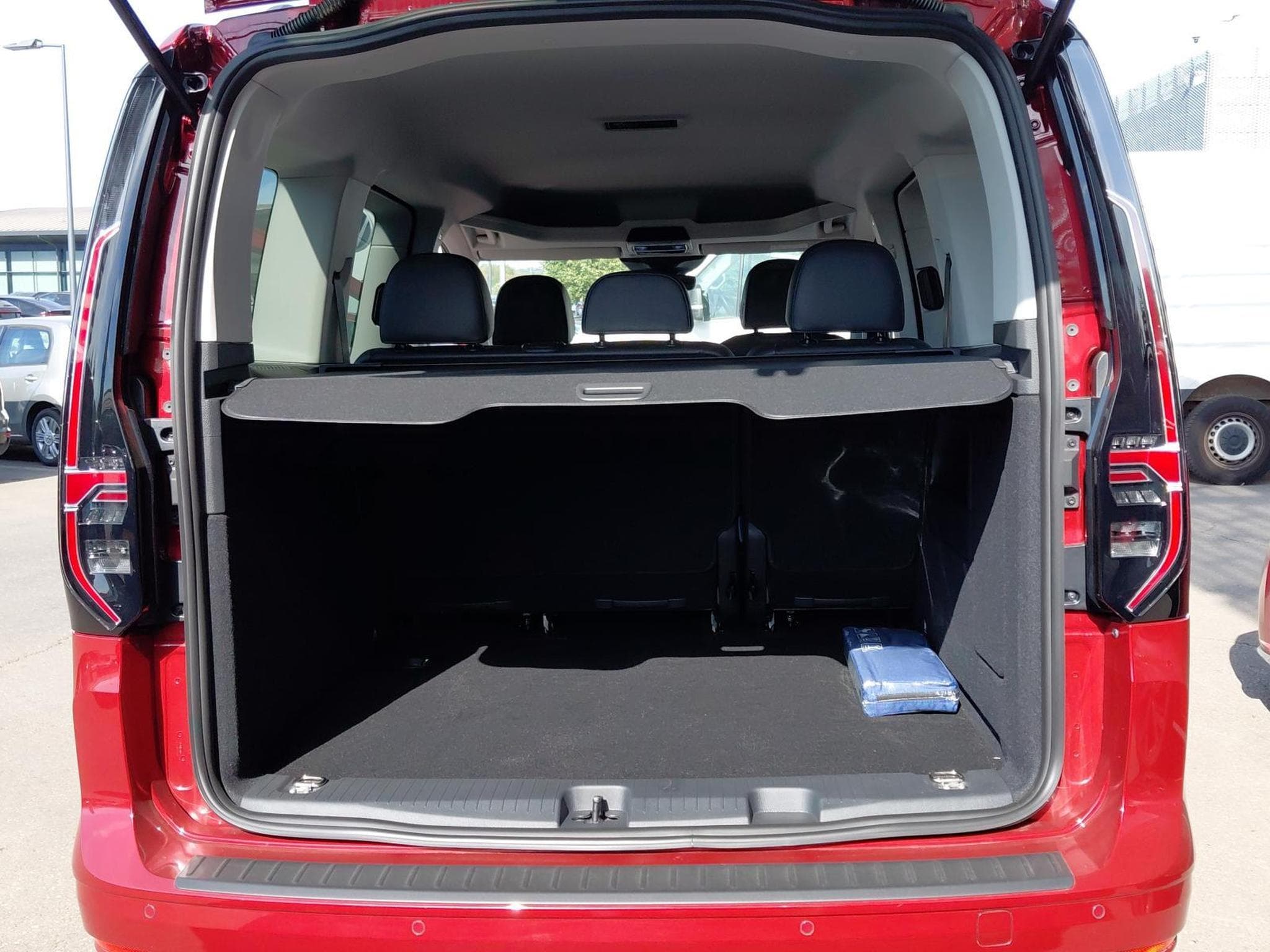 VW Caddy Life (2026) - Photo 19