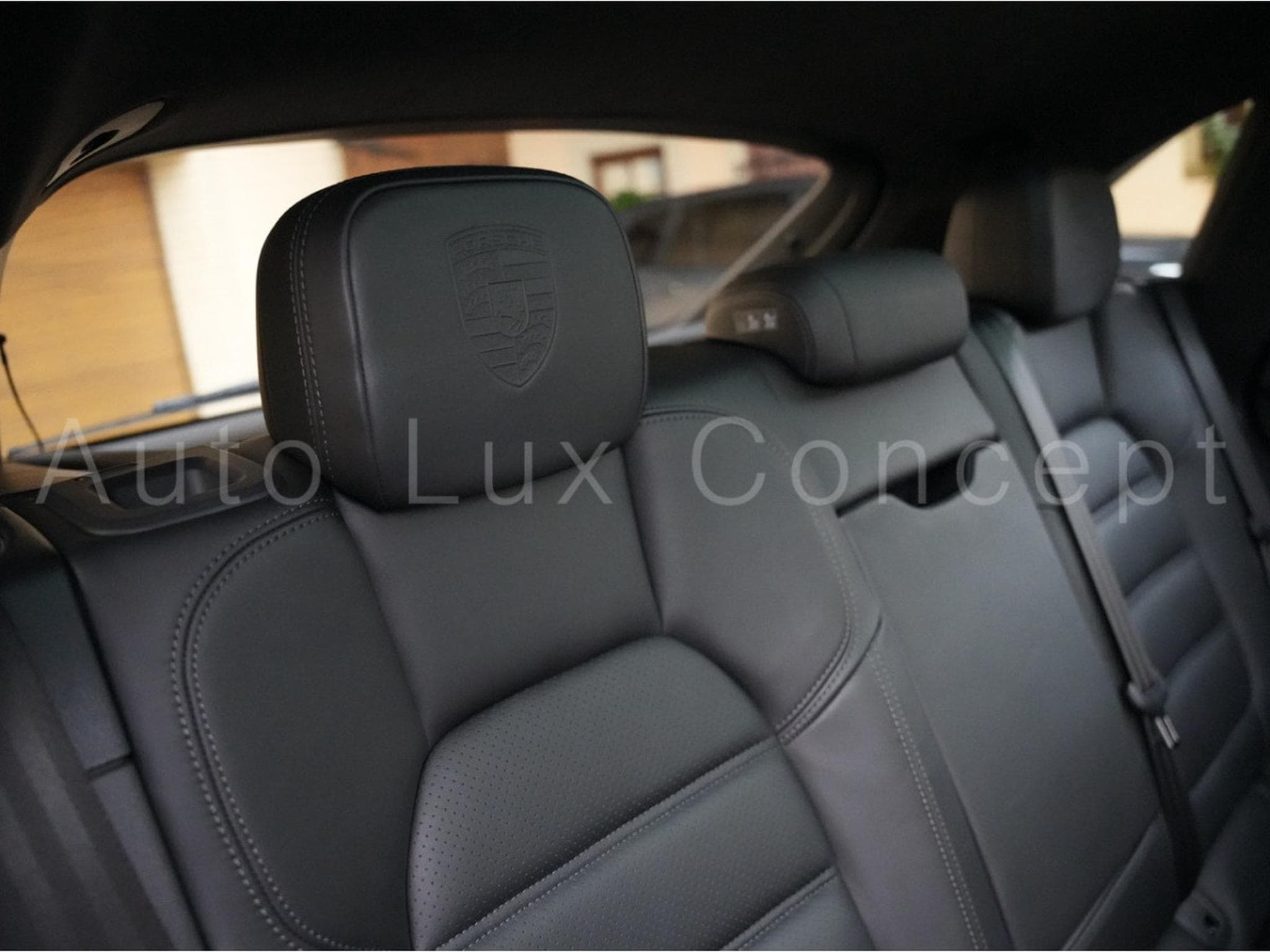 Porsche Macan Turbo (2015) - Photo 9
