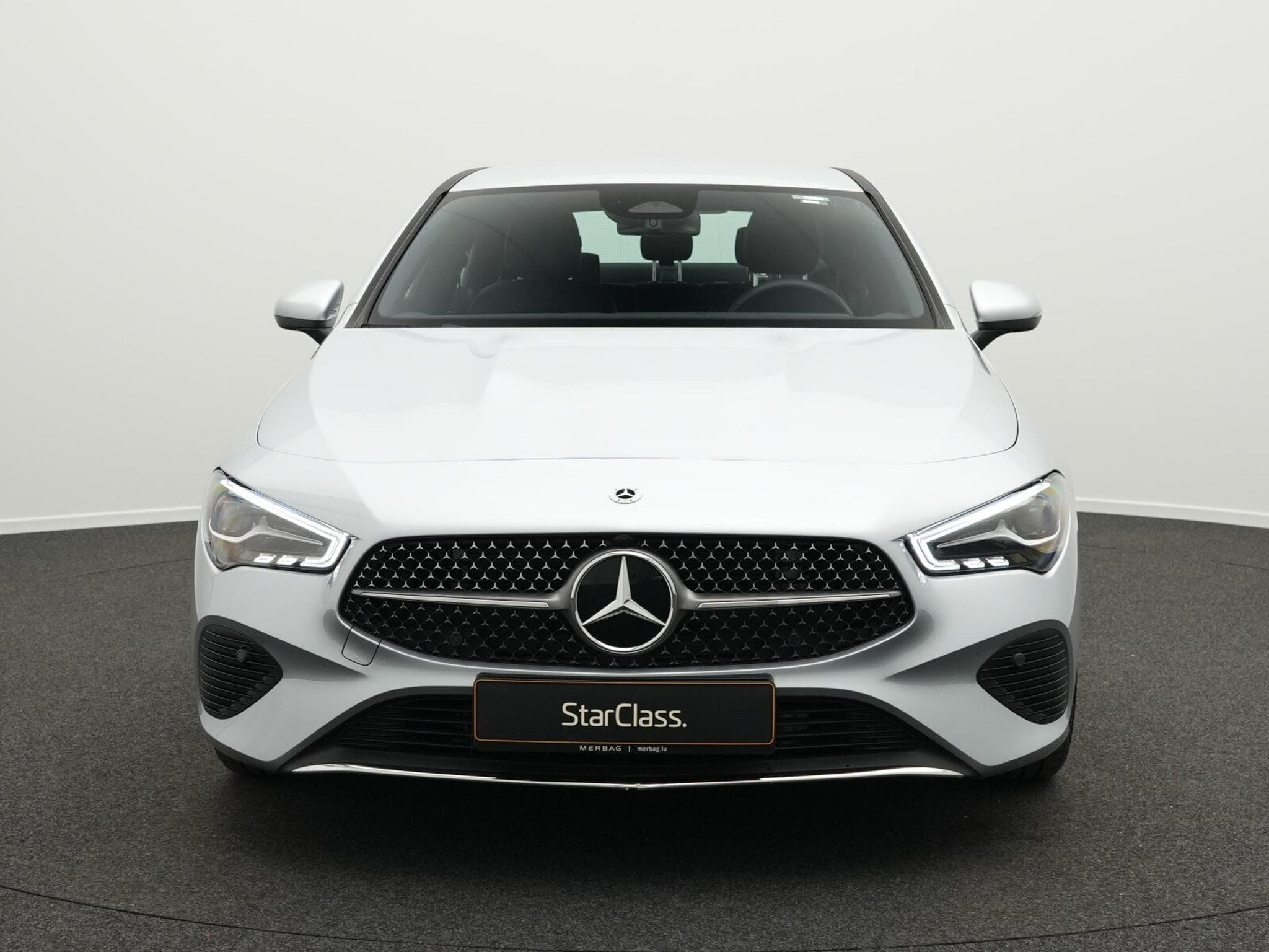 Mercedes CLA 180 d Cpe Progressive LED+Kamera+Apple+MBUX (2025) - Photo 2