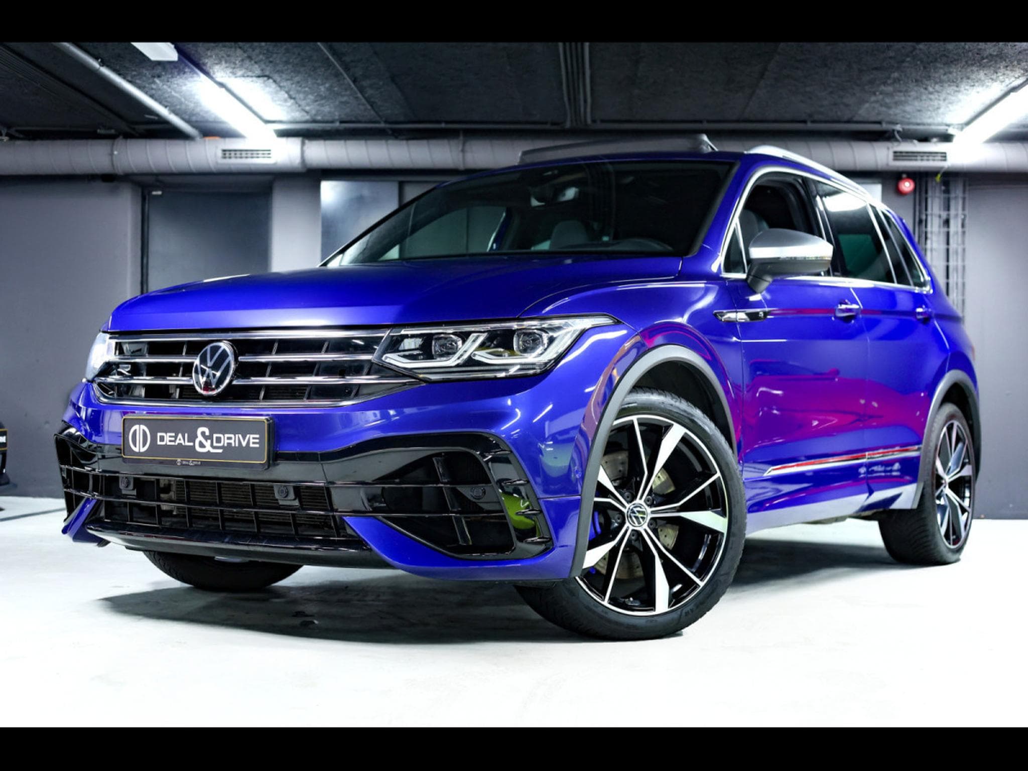 VW Tiguan 2.0 TSI 320 R 4MOTION – LAPIZ BLUE (2021) - Photo 1