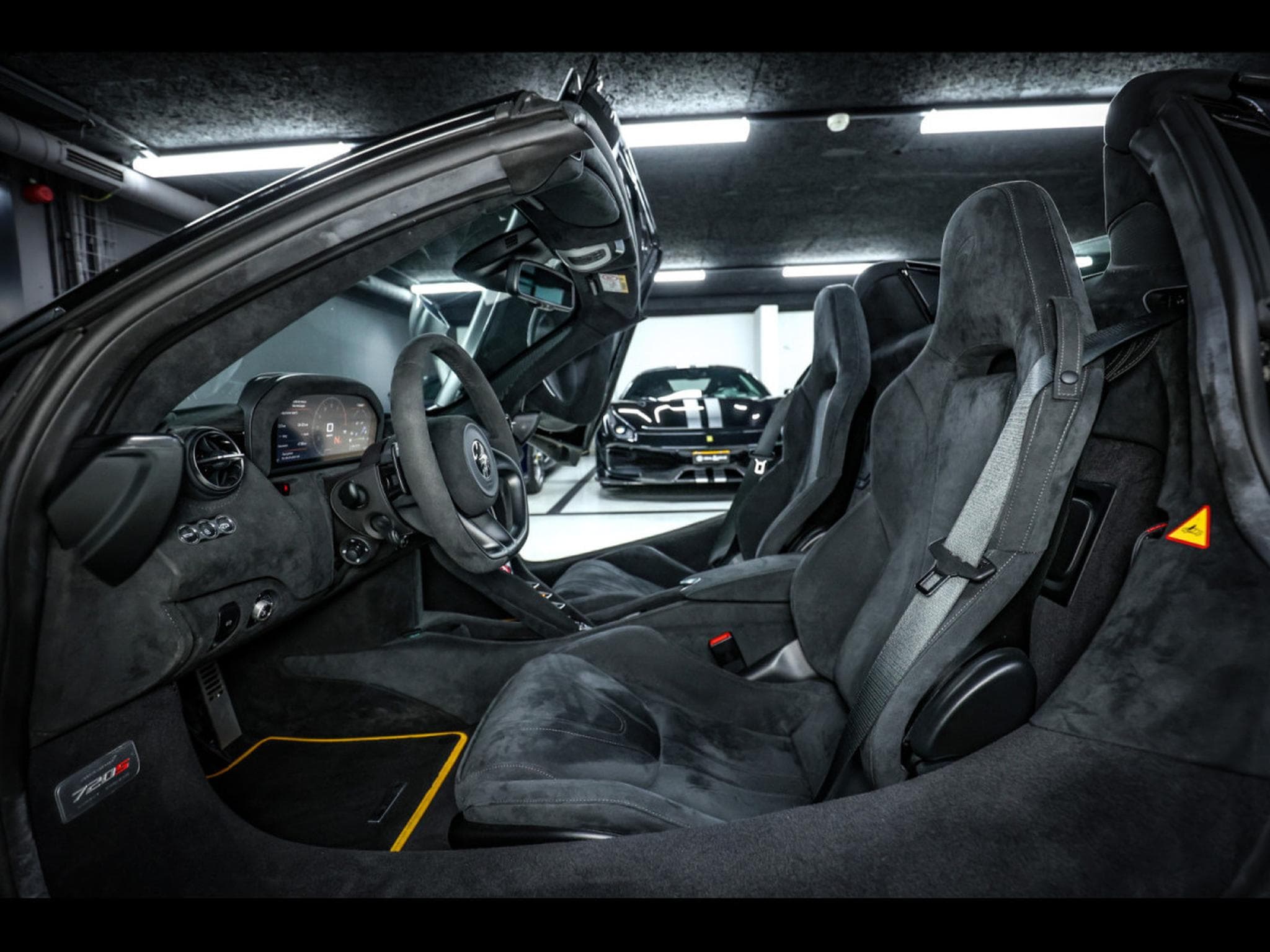 McLaren 720S SPIDER 4.0 V8 720 – PACK STEALTH - FULL XPEL - SUPERNOVA SIL (2022) - Photo 11