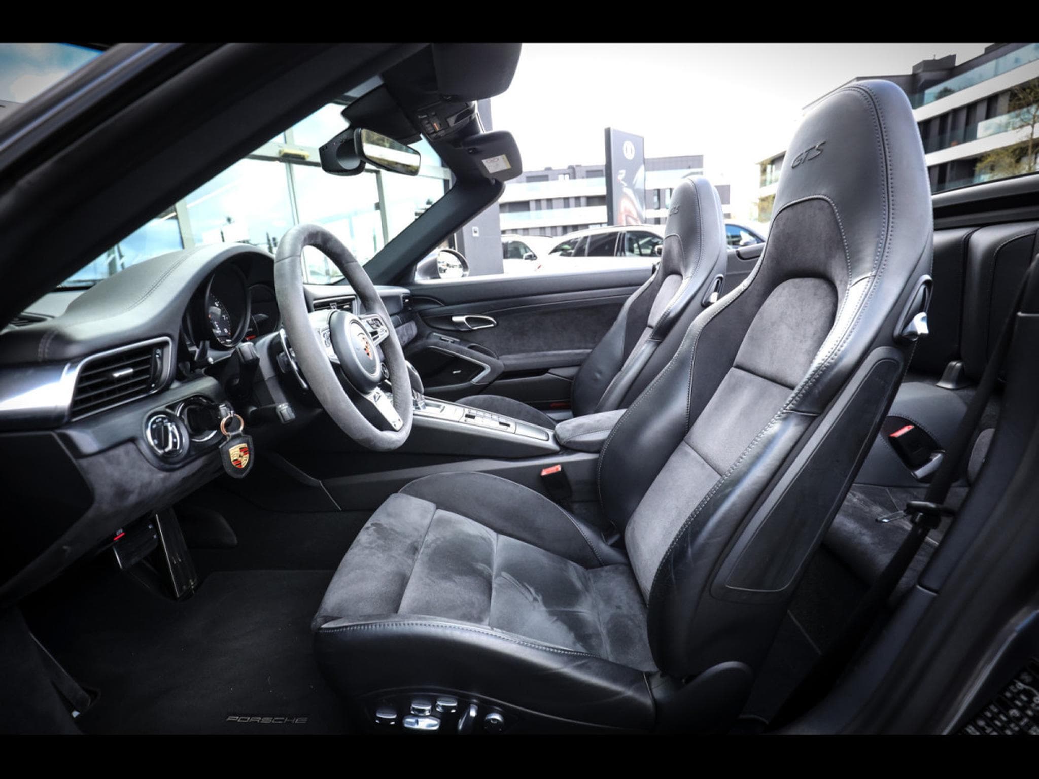 Porsche 911 .2 911 CARRERA GTS CABRIOLET PDK – PORSCHE APPROVED 01/2027 (2018) - Photo 10