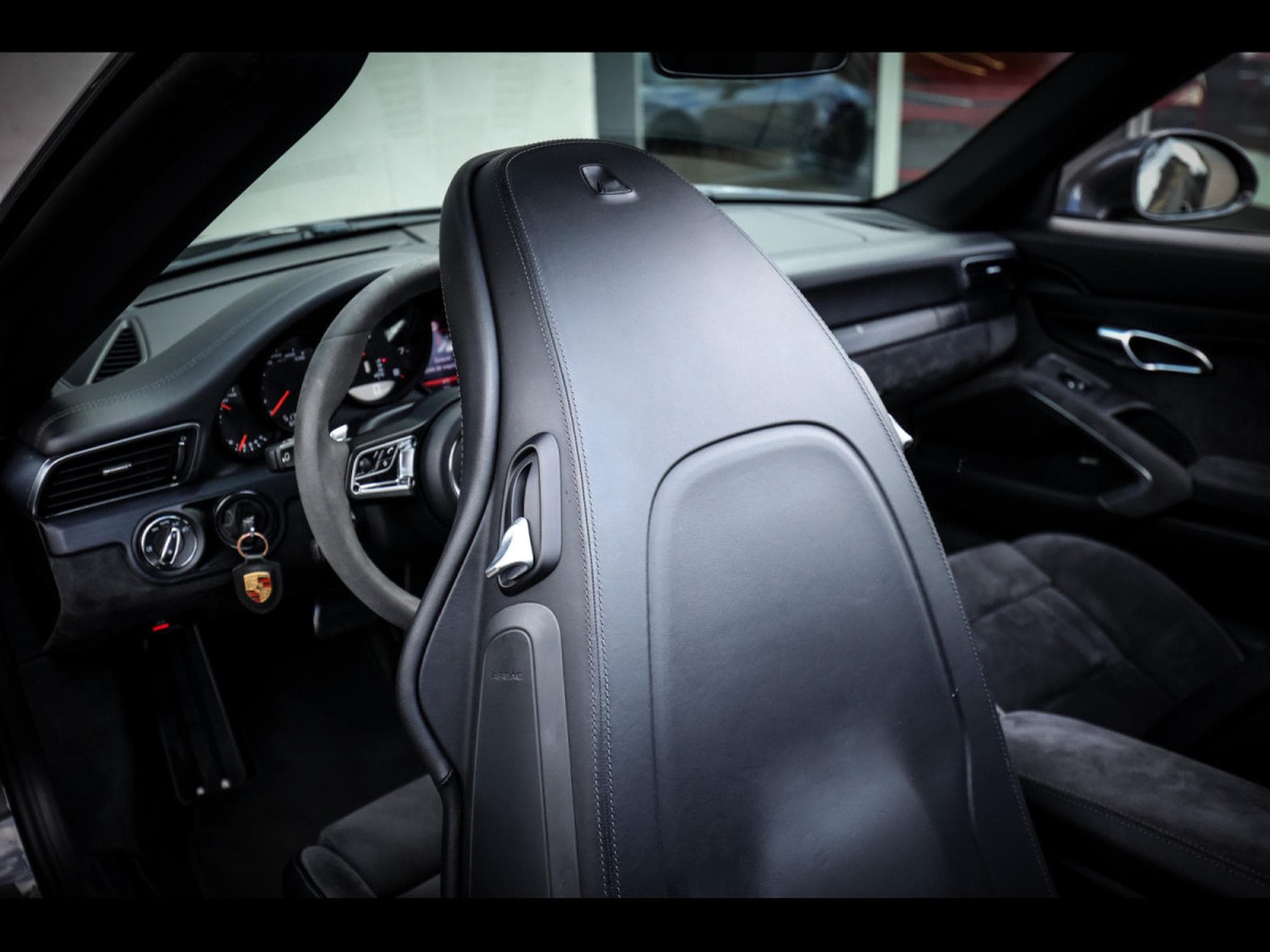 Porsche 911 .2 911 CARRERA GTS CABRIOLET PDK – PORSCHE APPROVED 01/2027 (2018) - Photo 21
