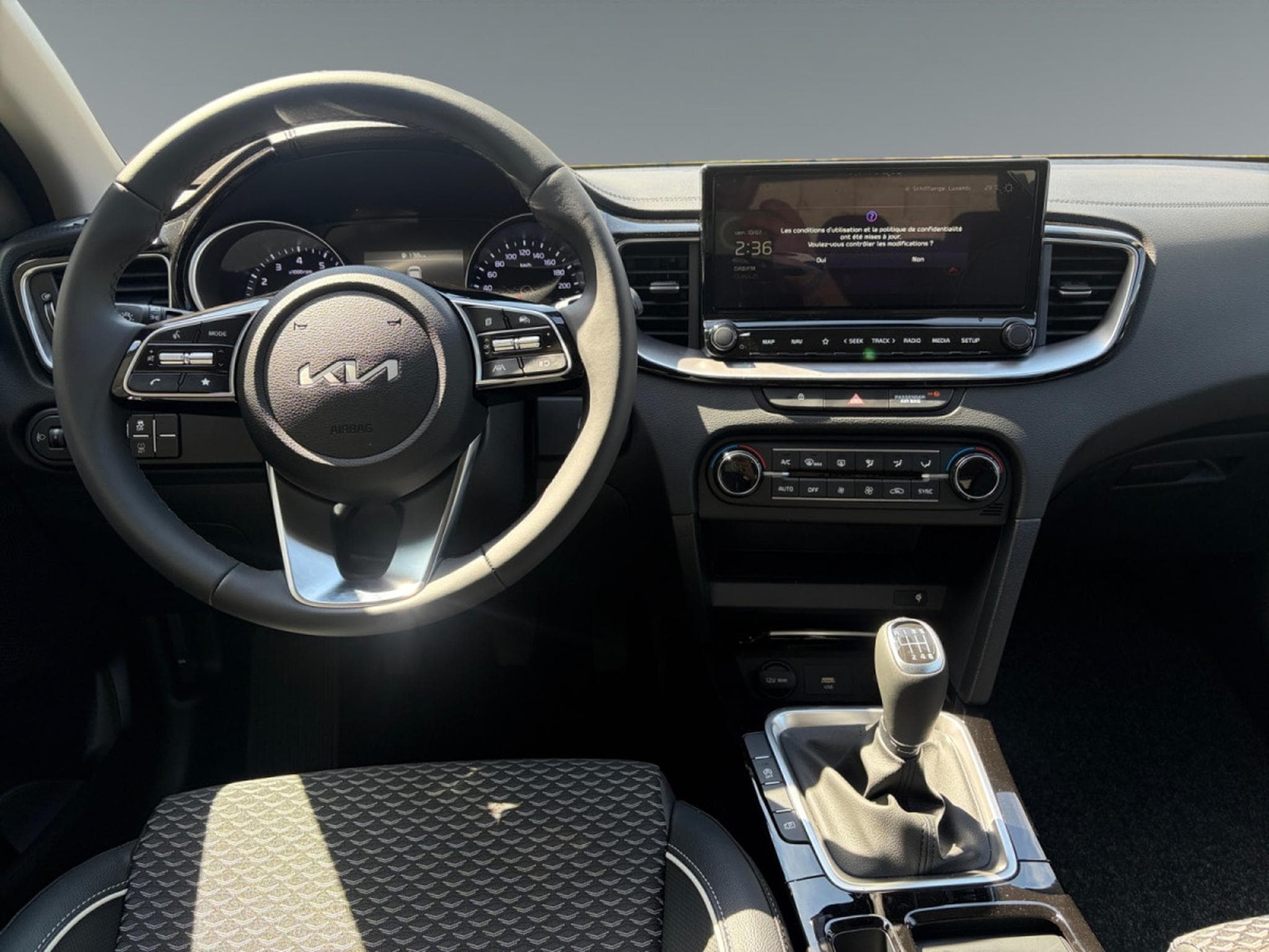 Kia Ceed Pulse 1.0 T-GDi 100 MT6 (2026) - Photo 10