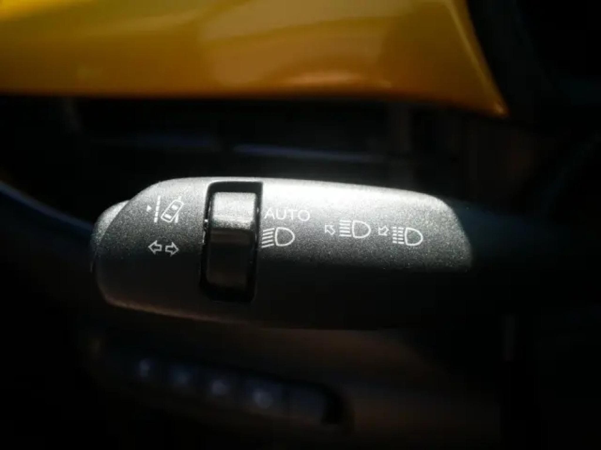 Fiat 500 HYBRID ICON CABRIO (2026) - Photo 13