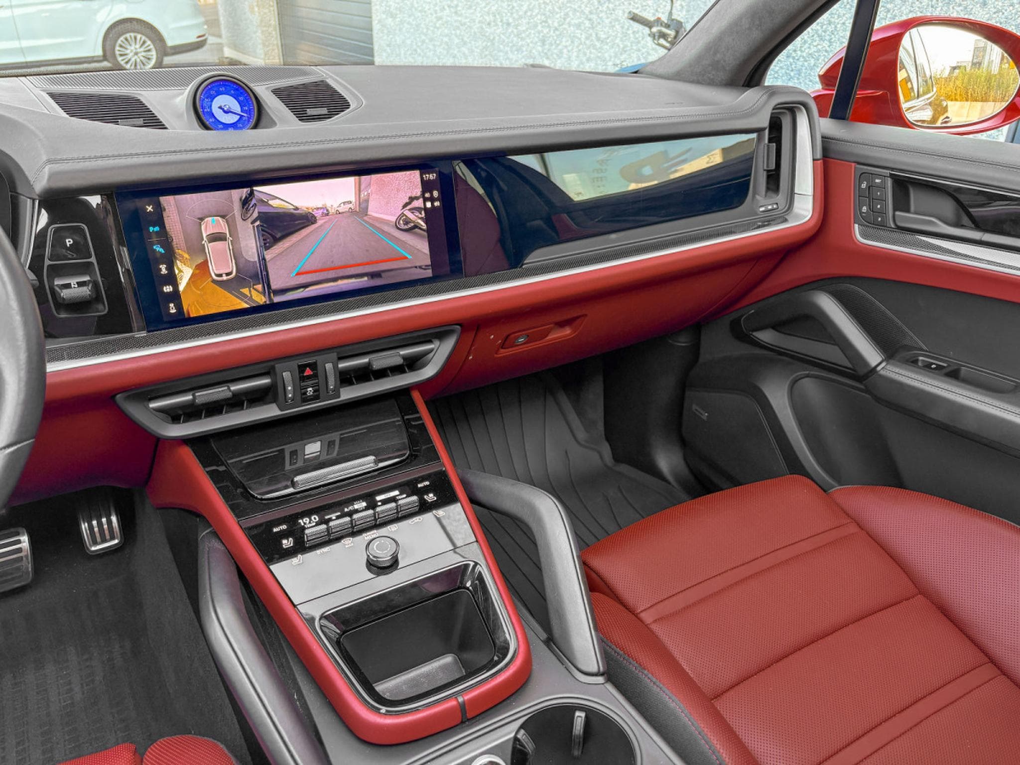 Porsche Cayenne COUPE TURBO E-HYBRID//21/BURMESTER/HEADUP/360°/SOFORT (2024) - Photo 25