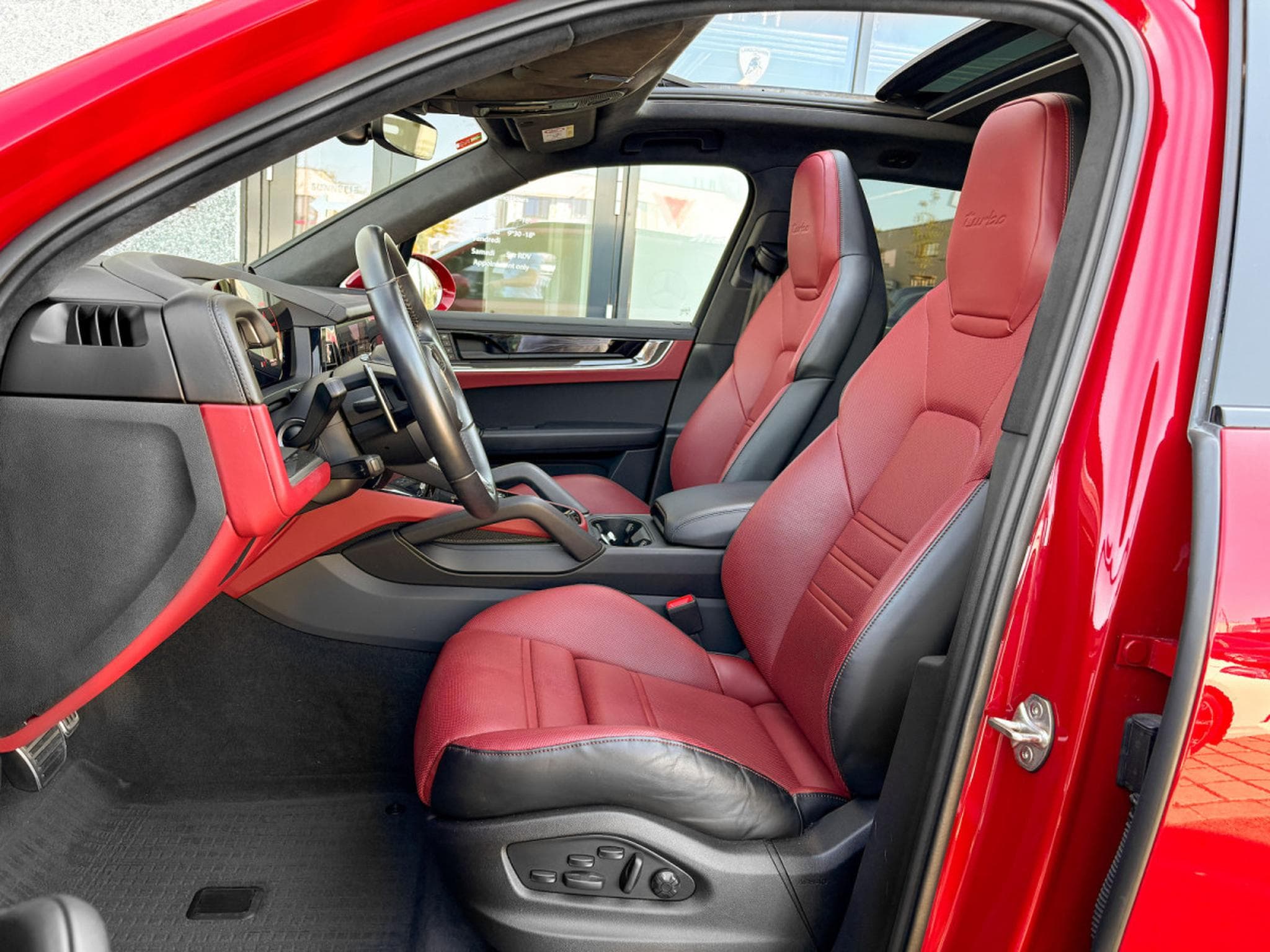 Porsche Cayenne COUPE TURBO E-HYBRID//21/BURMESTER/HEADUP/360°/SOFORT (2024) - Photo 4