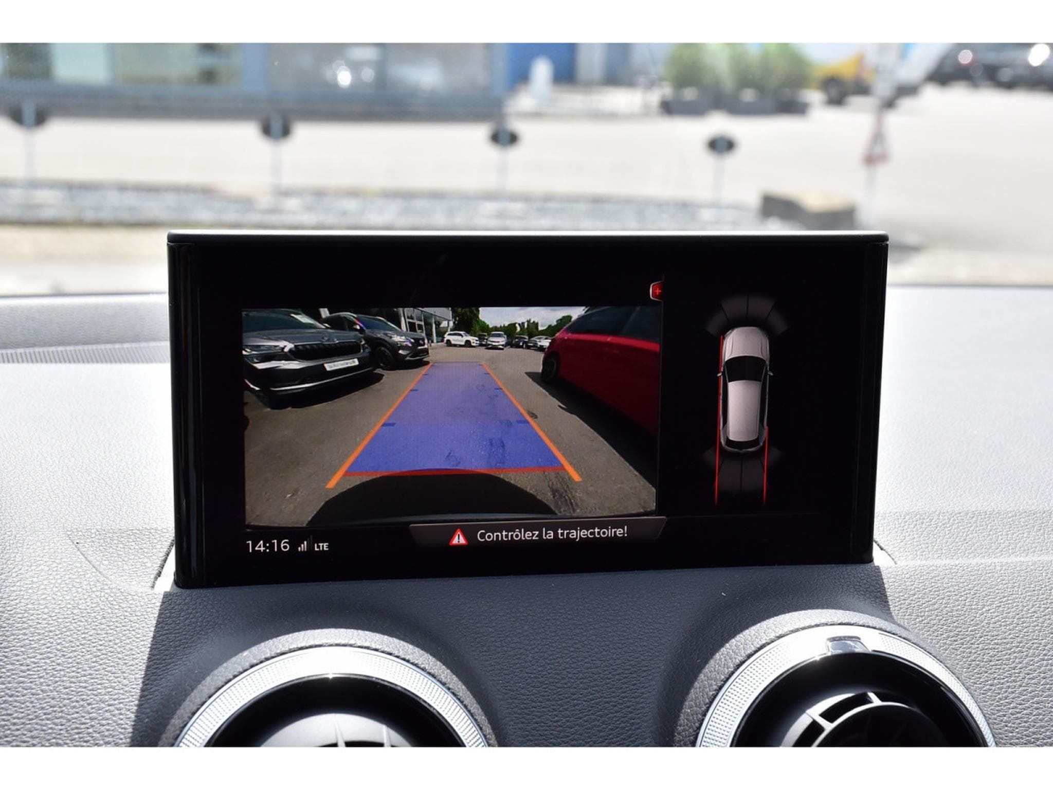 Audi Q2 35 TFSI S-Line S-Tronic TO CUIR ACC LANE CAM ATT RMQ 1° MAIN (2021) - Photo 17