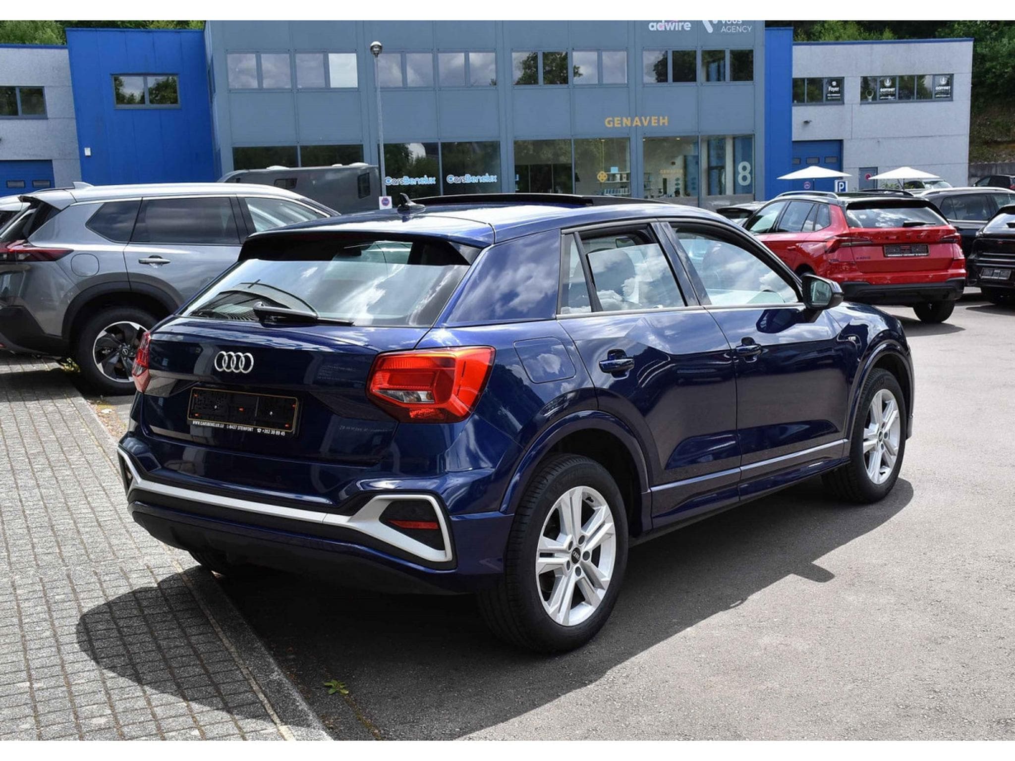 Audi Q2 35 TFSI S-Line S-Tronic TO CUIR ACC LANE CAM ATT RMQ 1° MAIN (2021) - Photo 4