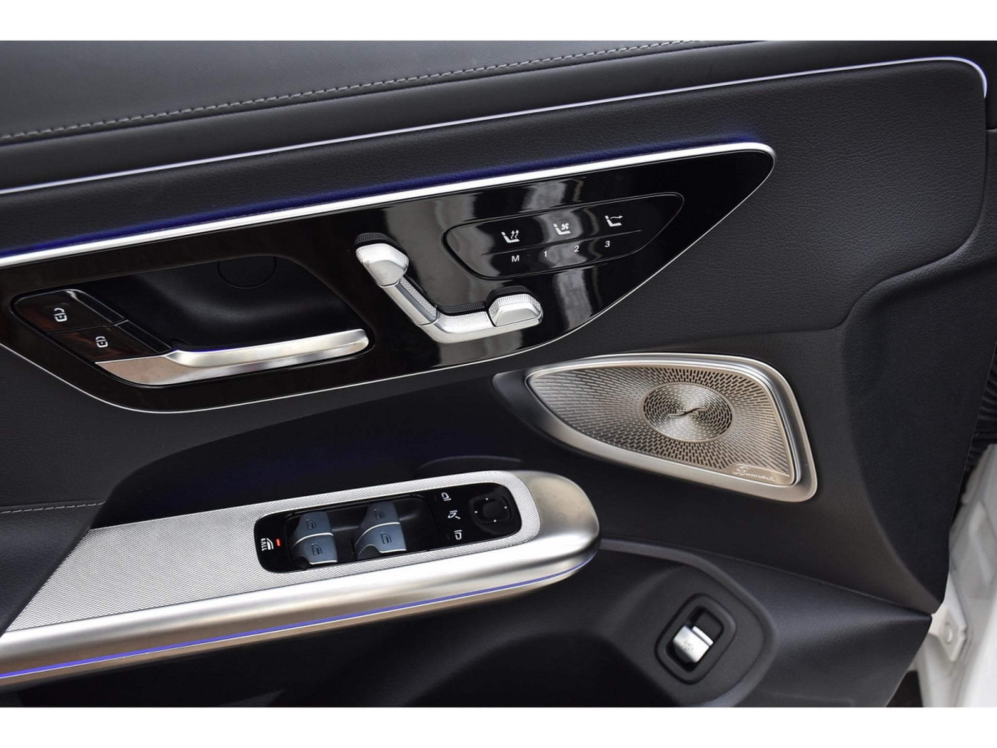 Mercedes CLE 200 AMG Line 9G-Tronic MEMO SG VENT DISTRONIC SIDE AIRSCARF 1°M. (2025) - Photo 21