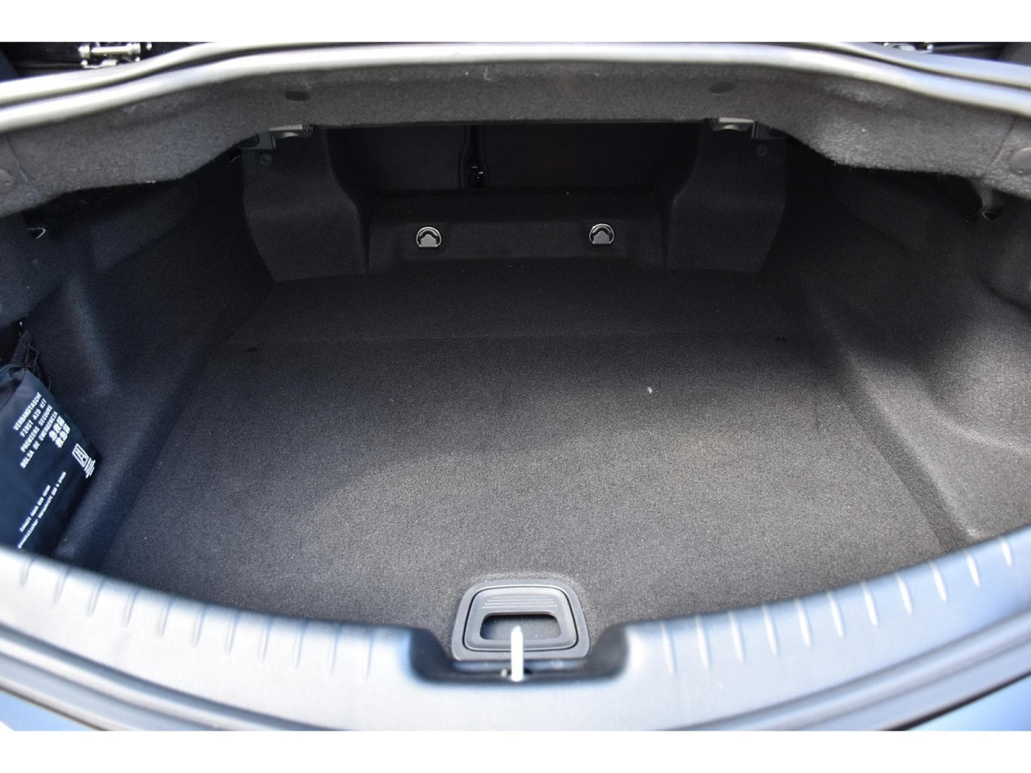 Mercedes CLE 200 AMG Line 9G-Tronic MEMO SG VENT DISTR CAM360 SIDE AIRSCARF (2025) - Photo 25