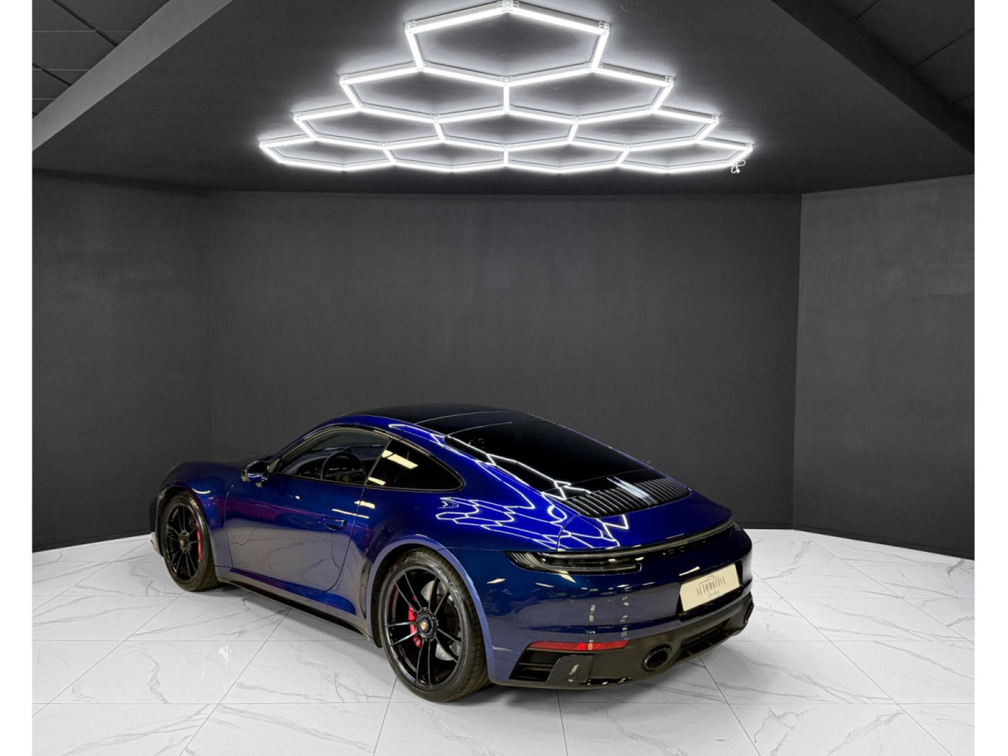 Porsche 911 Carrera 4 GTS / Lift / Bose / Matrix / 360° (2024) - Photo 3