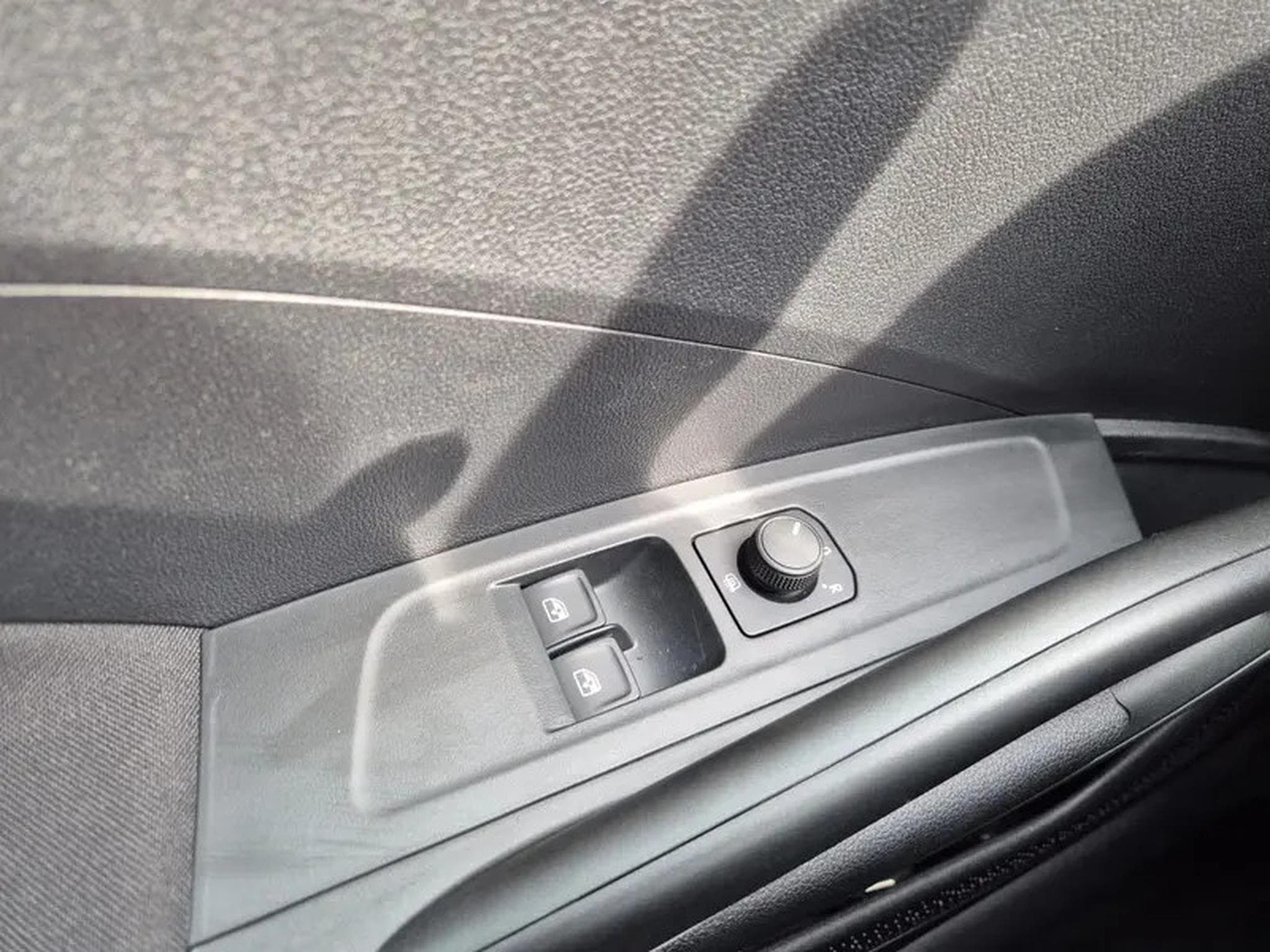 Skoda Fabia 1.0 TSi 95 Selection (2026) - Photo 10