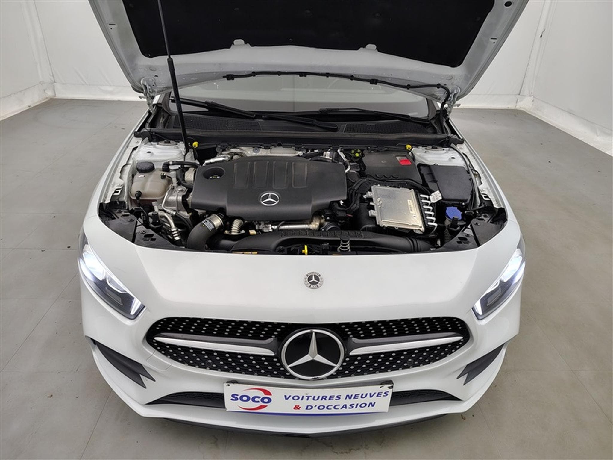 Mercedes A 180 A 180 d PACK AMG NAVI / S-CUIR / FULL LED (2021) - Photo 19