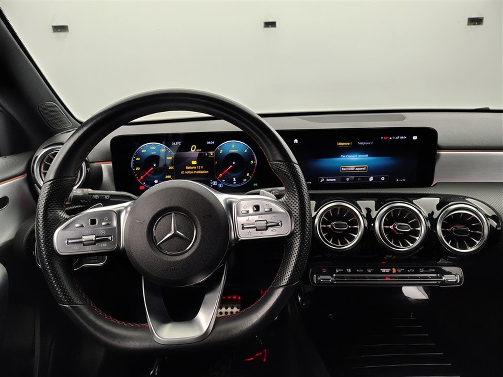 Mercedes A 180 A 180 d PACK AMG NAVI / S-CUIR / FULL LED (2021) - Photo 9