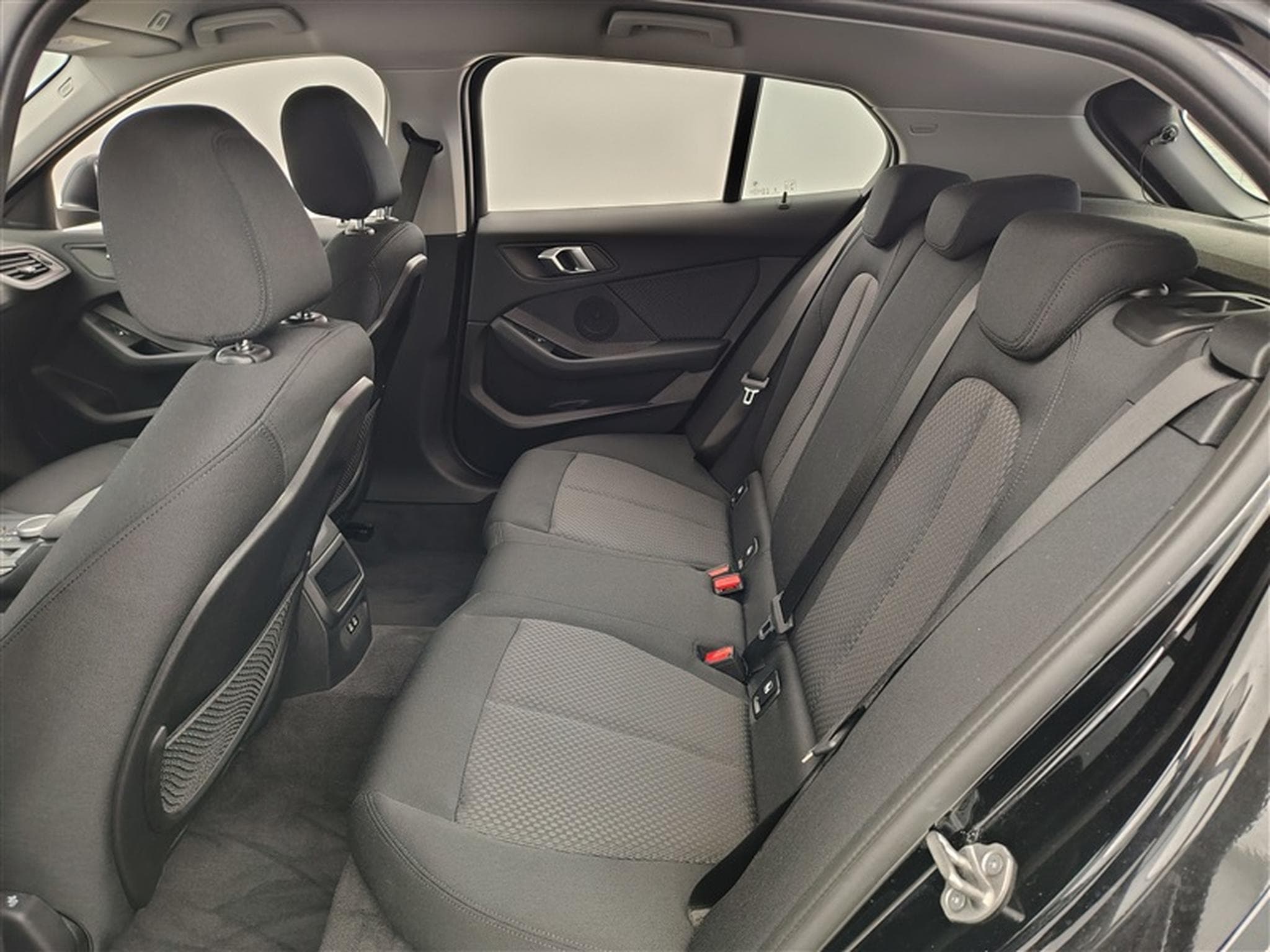 BMW 116 116 d Business NAVI/FULL LED/JA/PDC AV AR (2023) - Photo 13