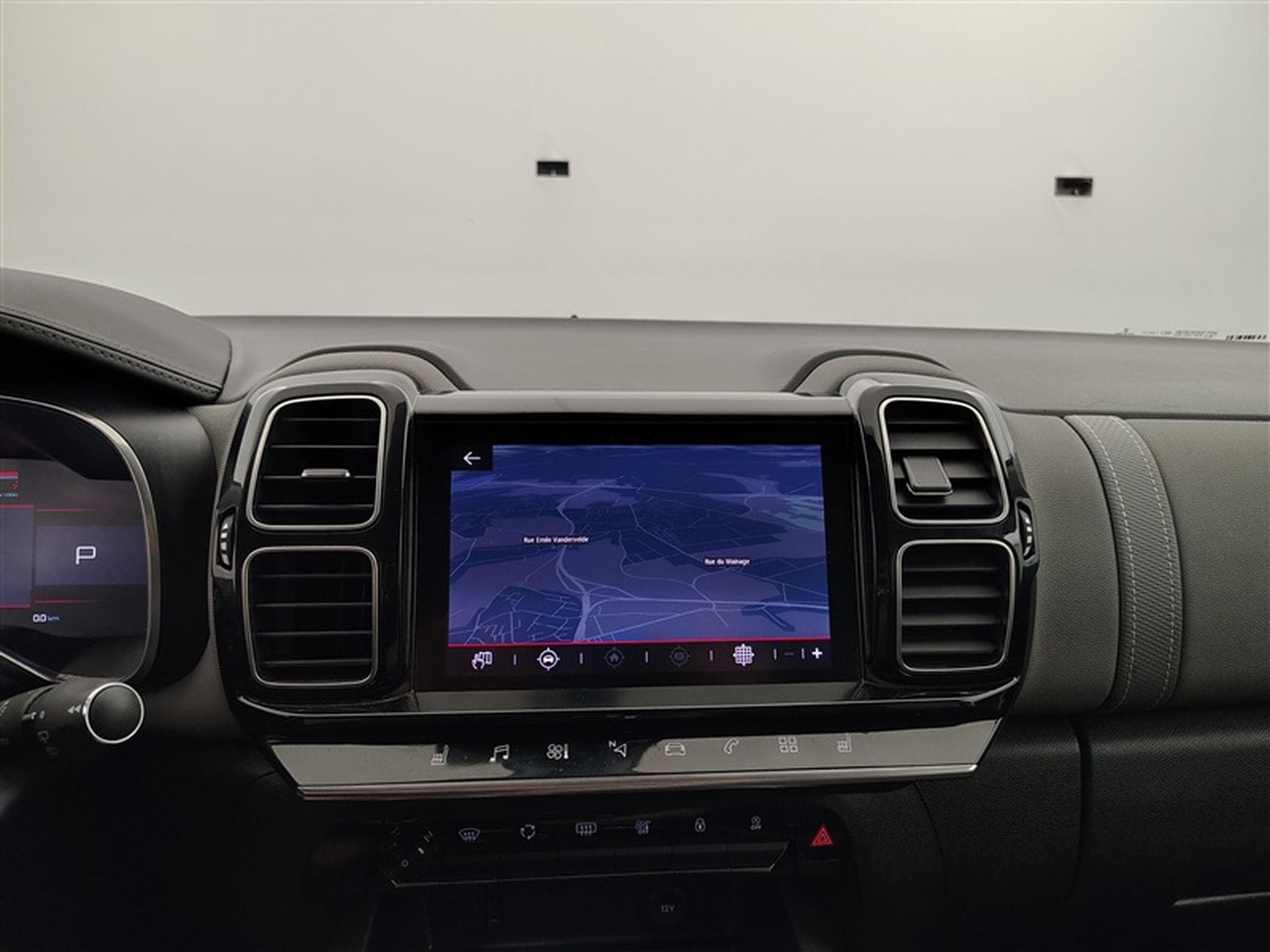 Citroen C5 Aircross 1.5 BlueHDi Business Lounge AUTO/CUIR/NAVI/FULL LED/JA18 (2021) - Photo 11