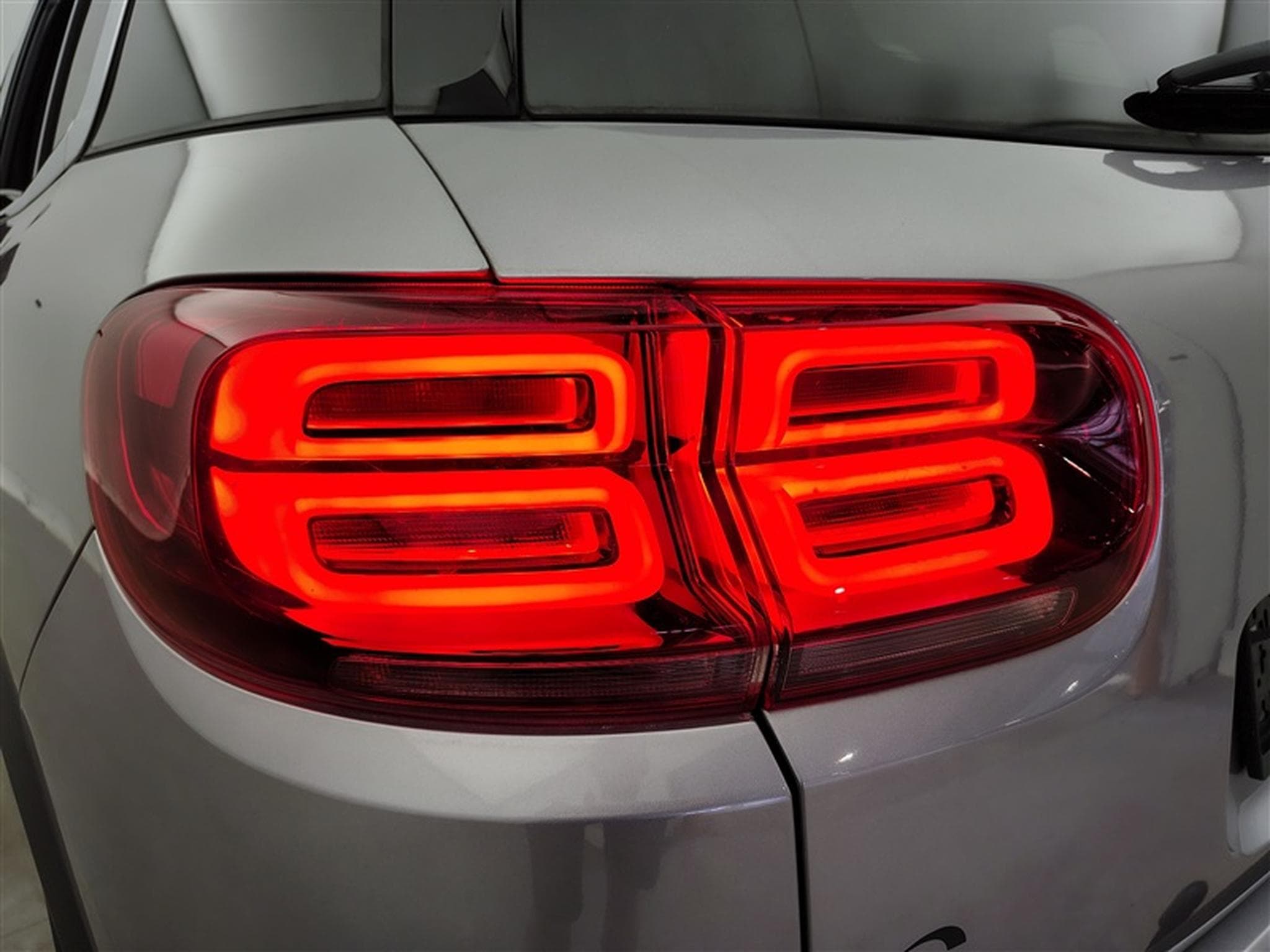 Citroen C5 Aircross 1.5 BlueHDi Business Lounge AUTO/CUIR/NAVI/FULL LED/JA18 (2021) - Photo 16