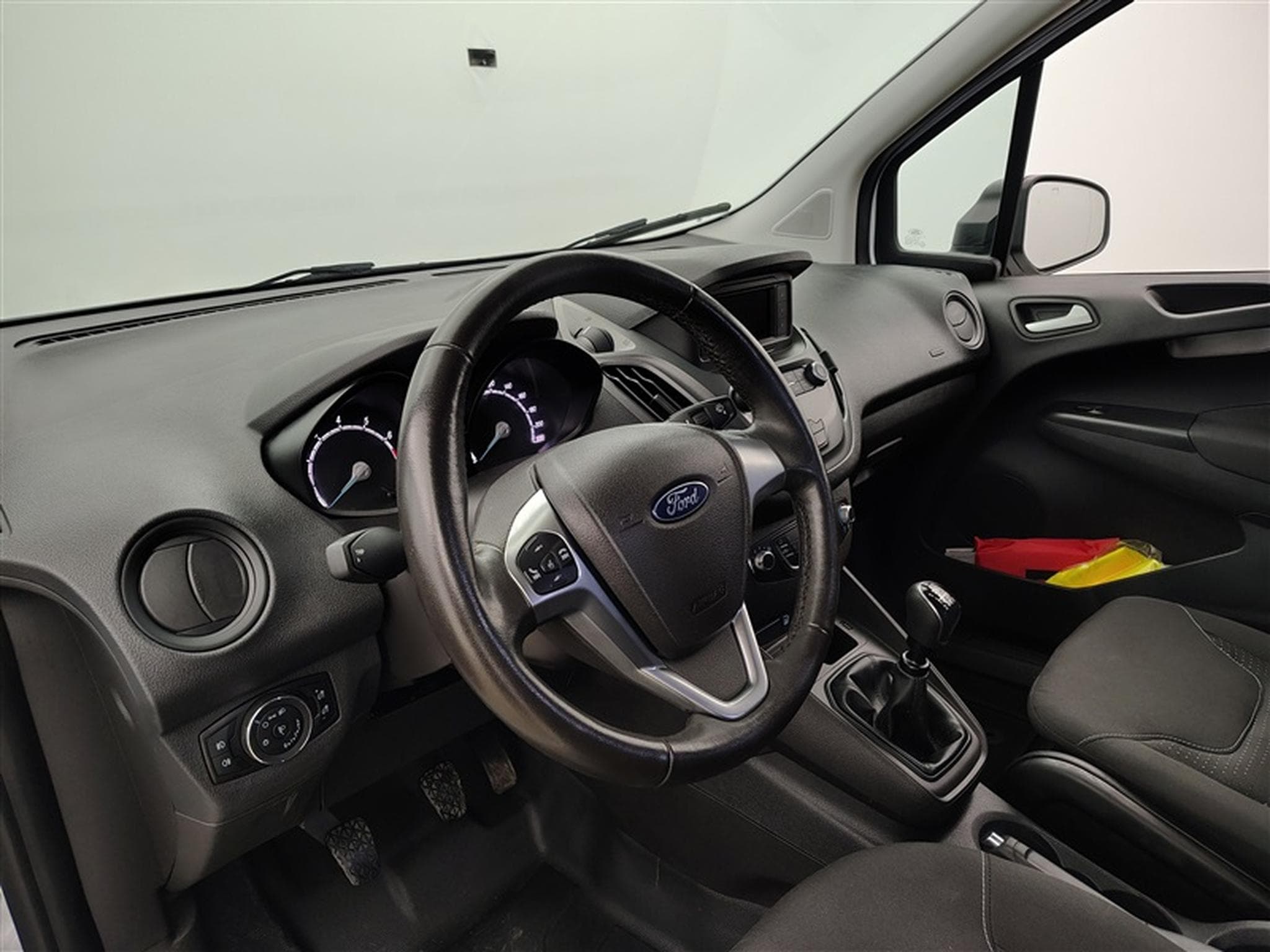 Ford Transit 1.0 EcoBoost Trend S/S (EU6d) (2023) - Photo 8