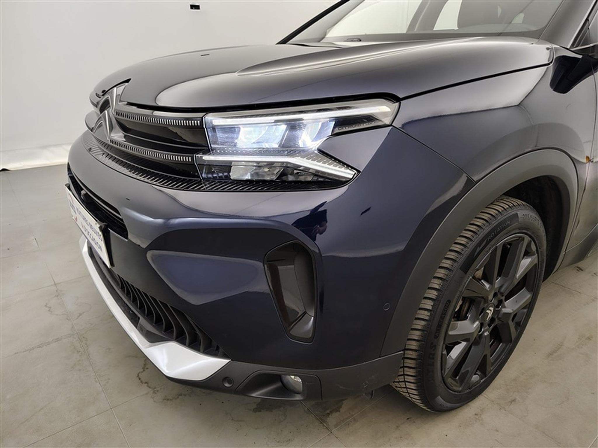 Citroen C5 Aircross 1.5 BlueHDi MAX PACK BLACK + TECHNO NAVI / CUIR / FULL LED (2024) - Photo 15