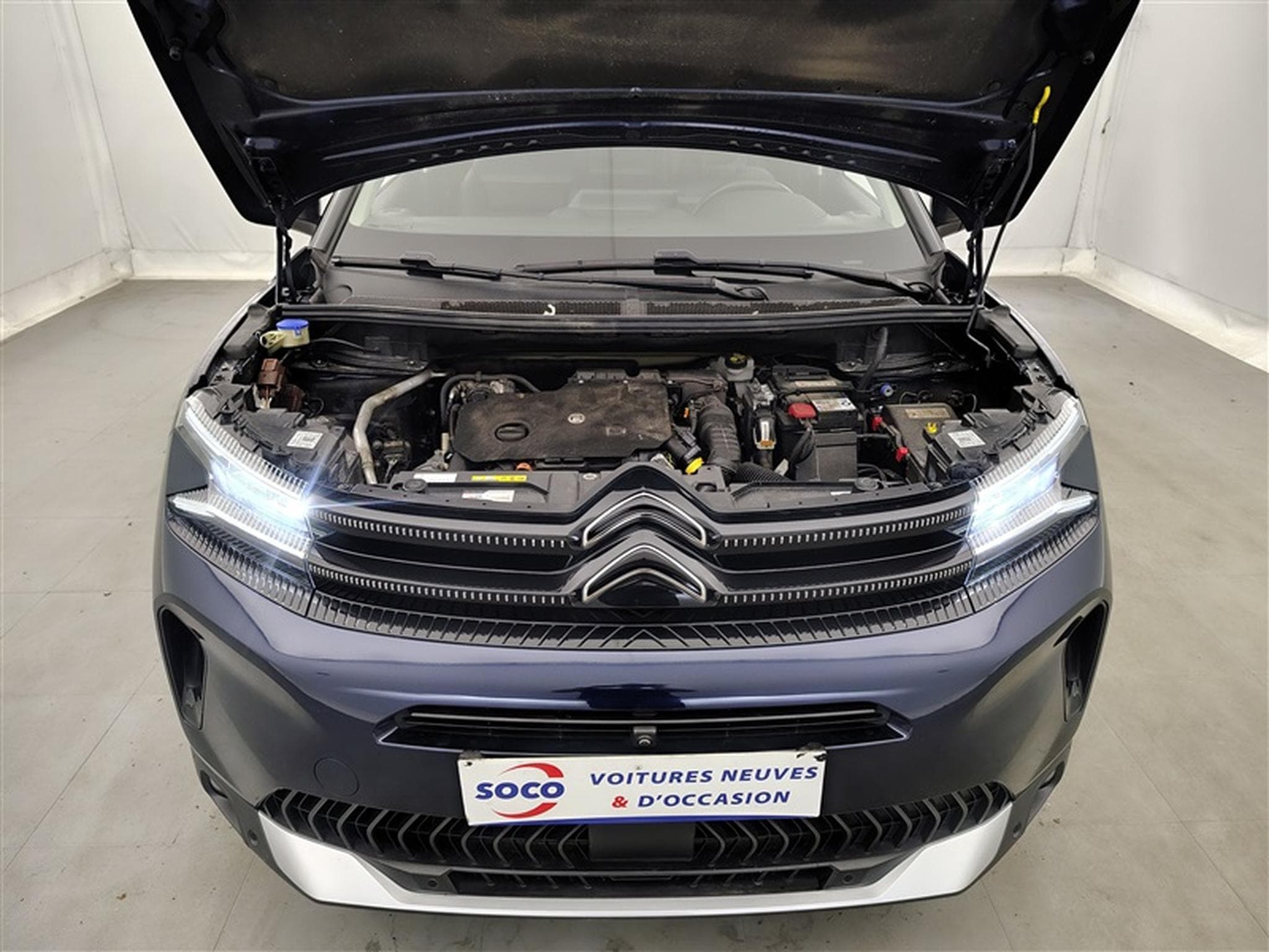 Citroen C5 Aircross 1.5 BlueHDi MAX PACK BLACK + TECHNO NAVI / CUIR / FULL LED (2024) - Photo 20