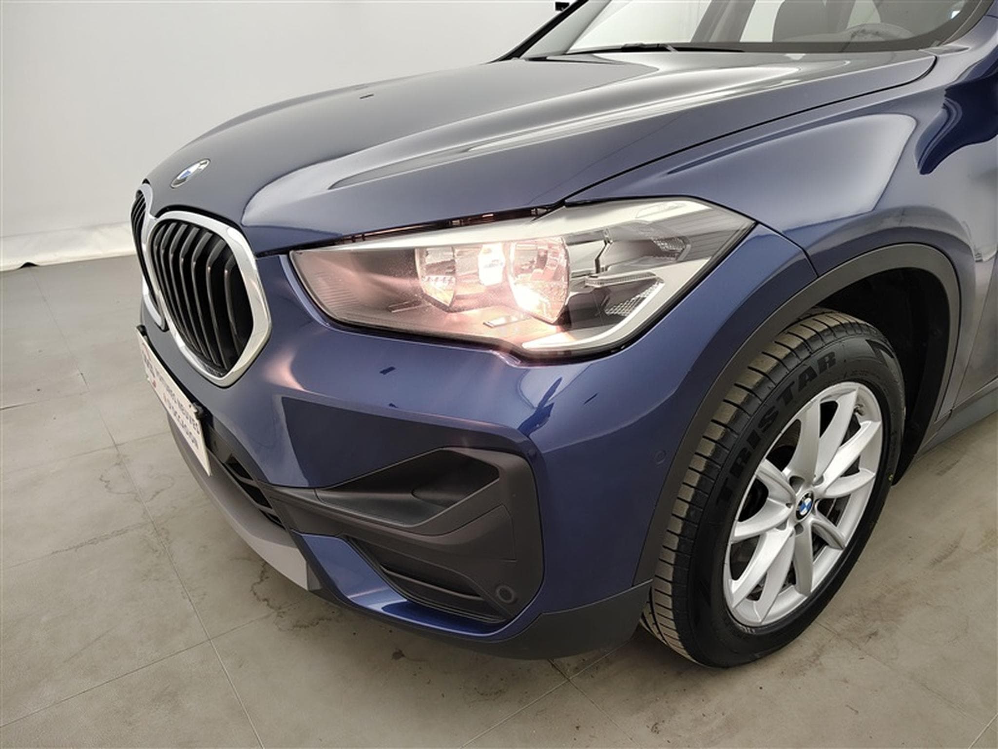 BMW X1 1.5 dA sDrive16 Business CUIR/NAVI/TO PANO/JA17 (2021) - Photo 15