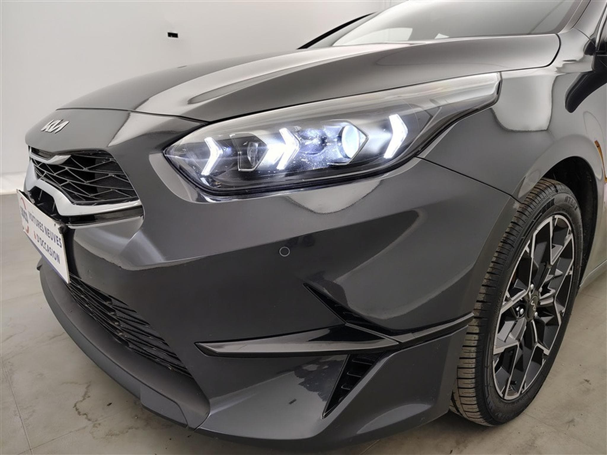 Kia Ceed Ceed 1.0 T-GDi STYLE EDITION *NAV//FULL LED//CAM/JA* (2025) - Photo 15