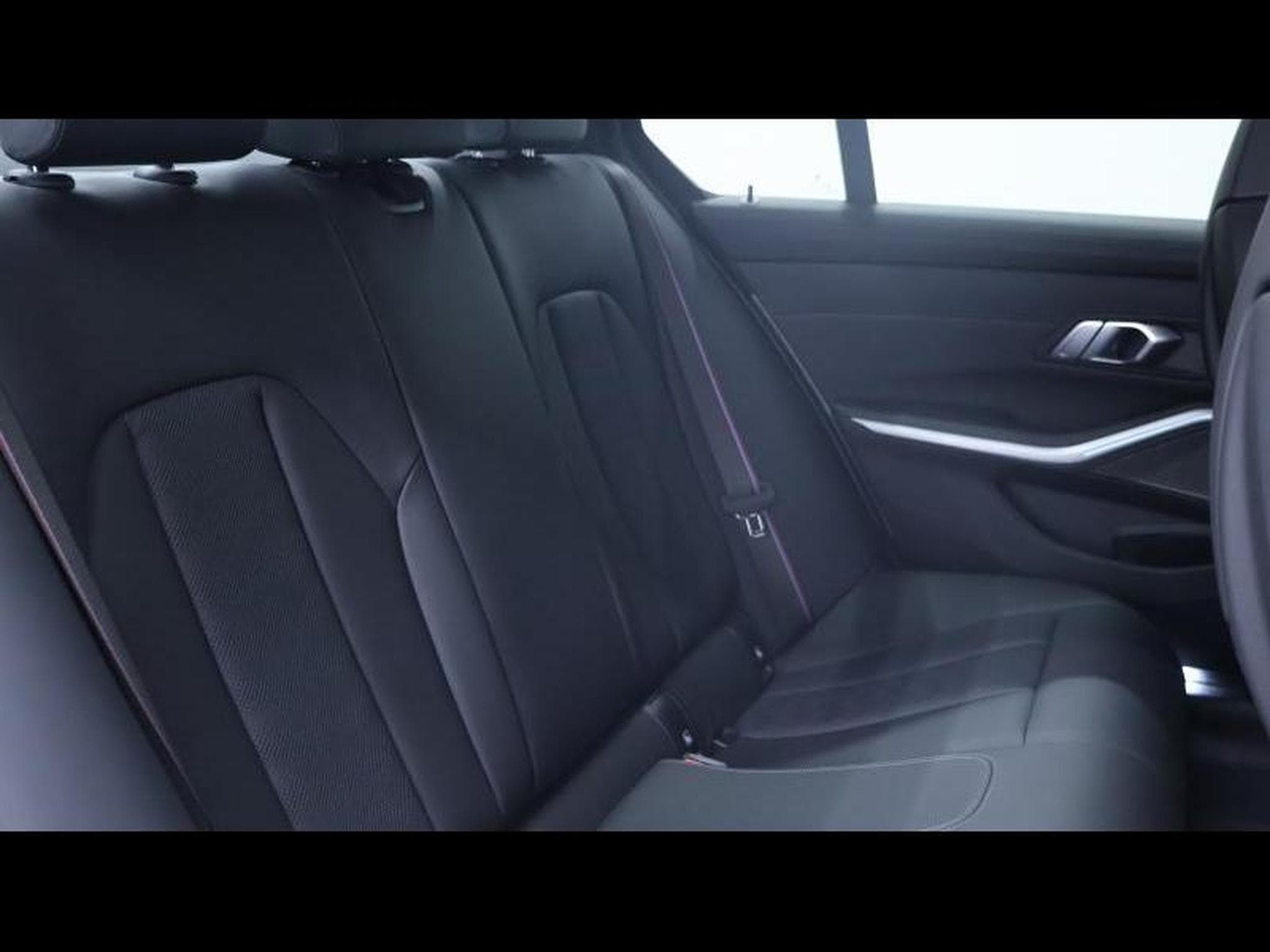 BMW M3 Competition xDrive 530 cv Berline (2024) - Photo 15