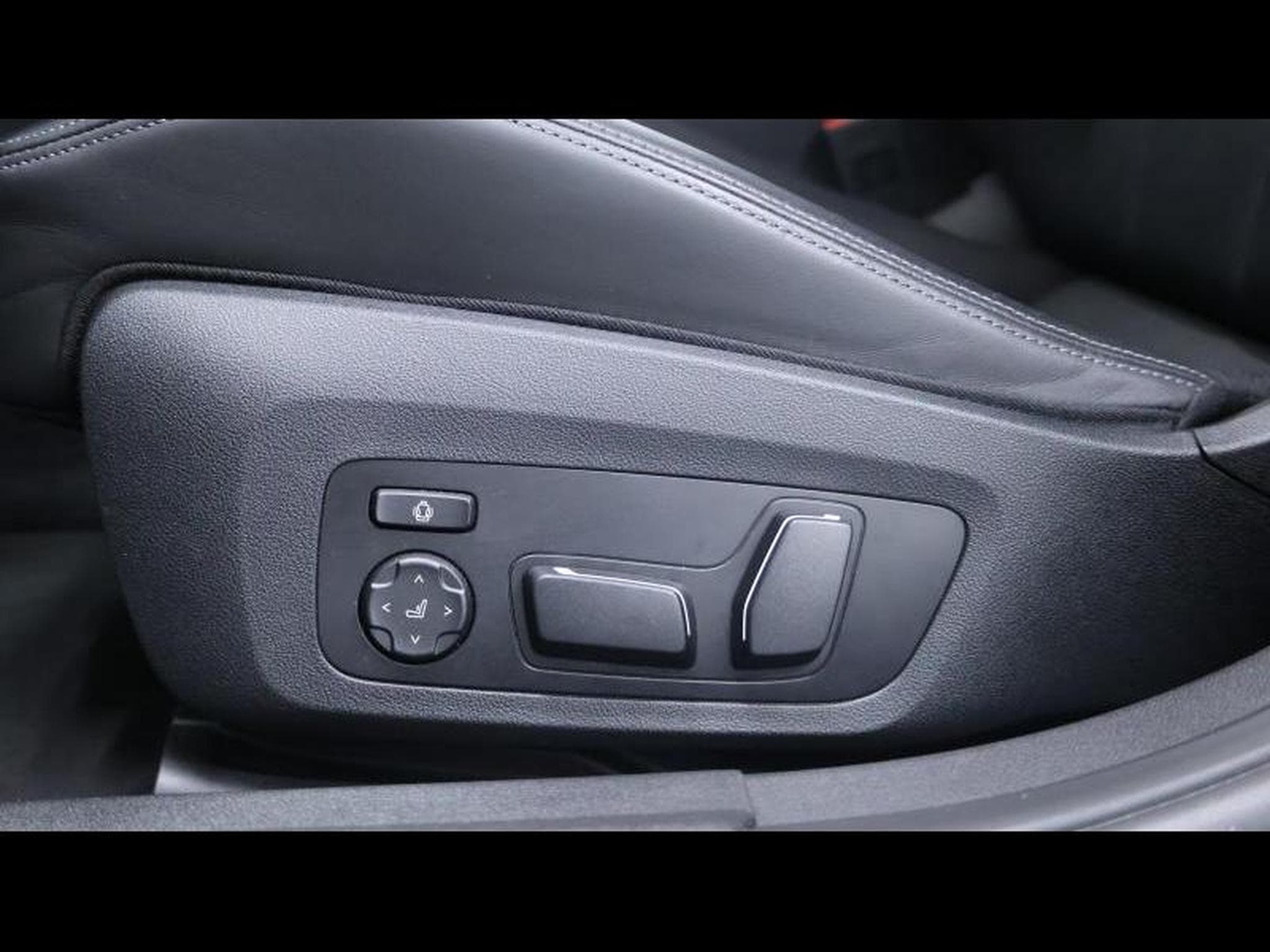BMW M3 Competition xDrive 530 cv Berline (2024) - Photo 27