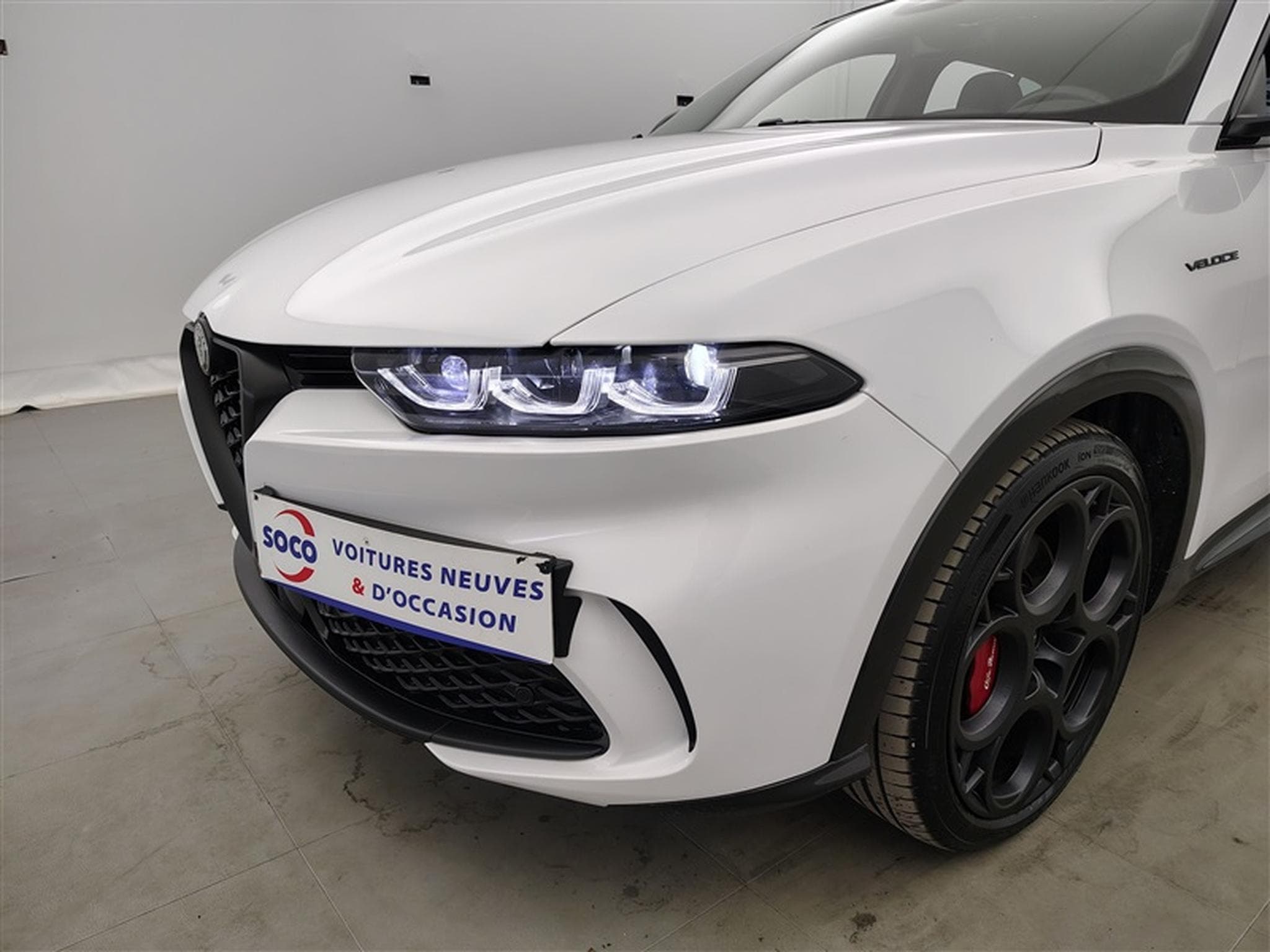 Alfa-Romeo Tonale 1.5 MHEV VGT Veloce°NAV°CARPLAY°FULL LED°CAM°T.OUV°S.CHAUF (2023) - Photo 15