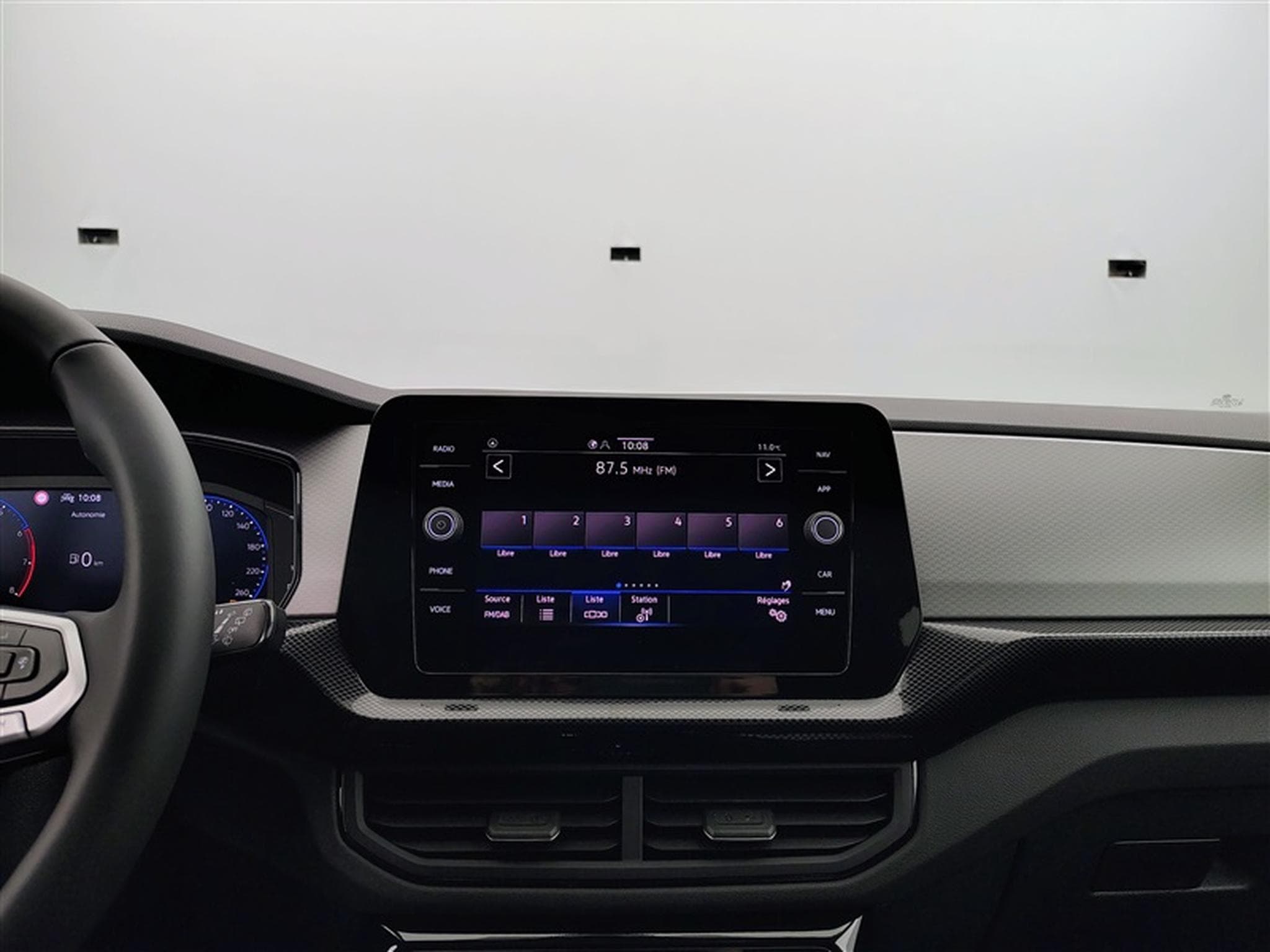 VW T-Cross 1.0 TSI 110cv DSG Life CARPLAY / CAMERA / FULL LED / ALU (2026) - Photo 11