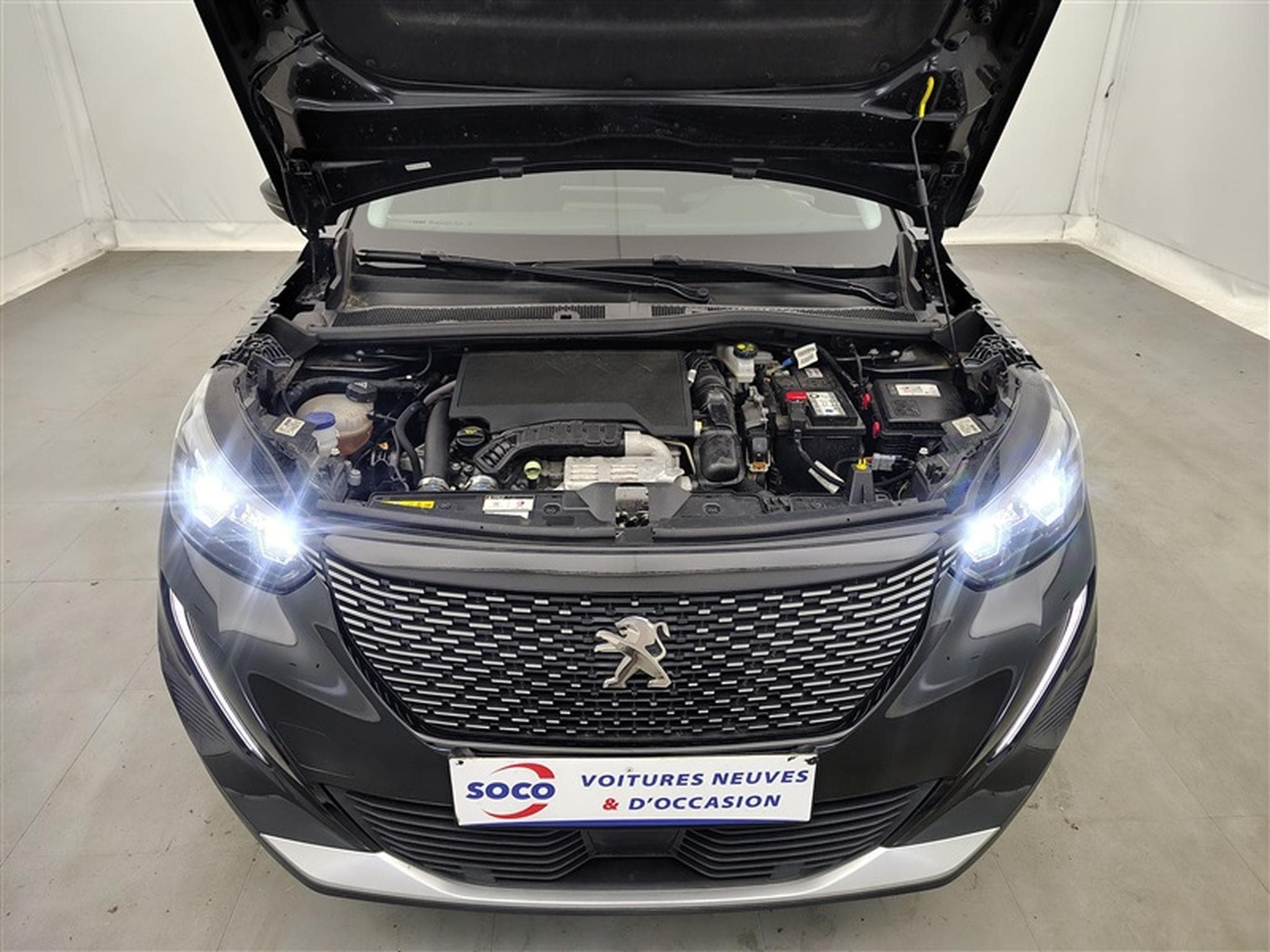 Peugeot 2008 1.2 PureTech Allure Pack S&S (EU6.4) (2022) - Photo 19
