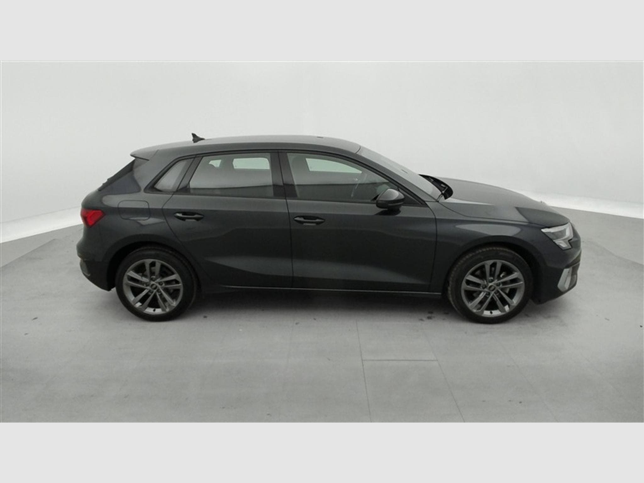 Audi A3 30 TFSI Advanced S tronic NAVI/FULL LED/JA17/PDC (2023) - Photo 24
