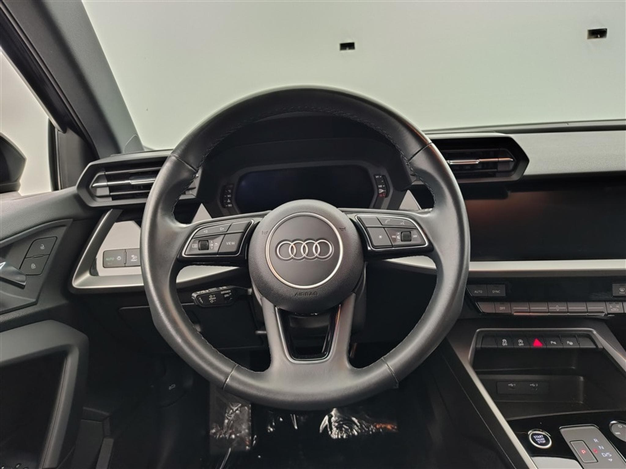 Audi A3 30 TFSI Advanced S tronic NAVI/FULL LED/JA17/PDC (2023) - Photo 9