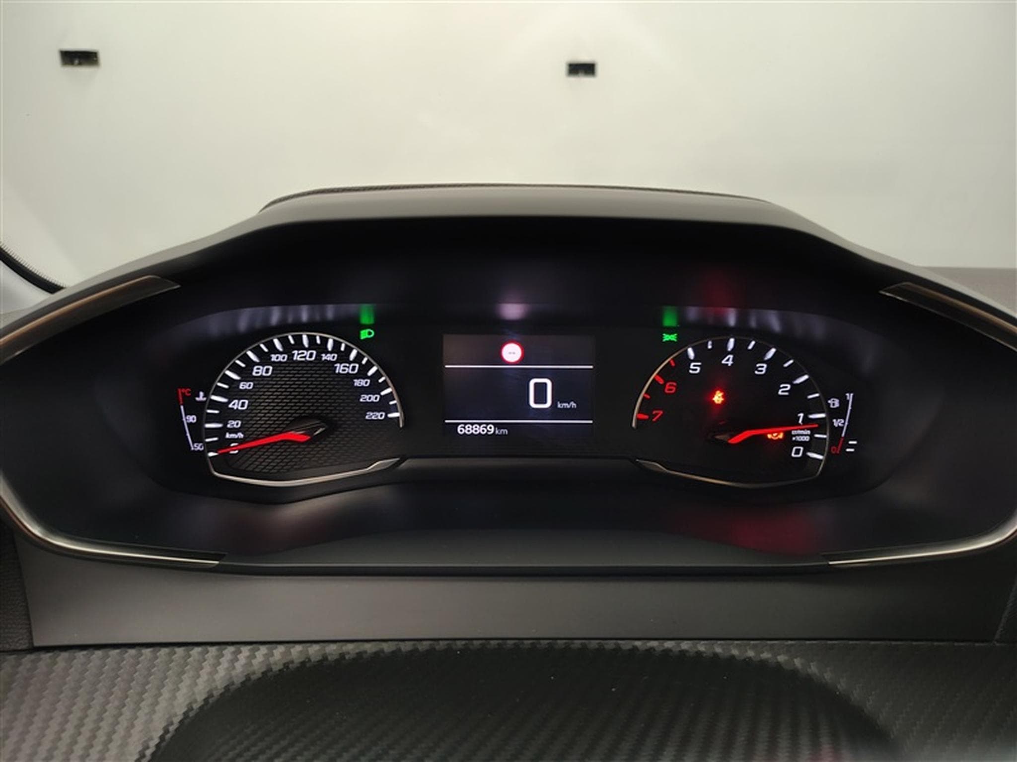 Peugeot 208 1.5 HDi Allure **NAVI/FULL LED/CAMERA** (2020) - Photo 10