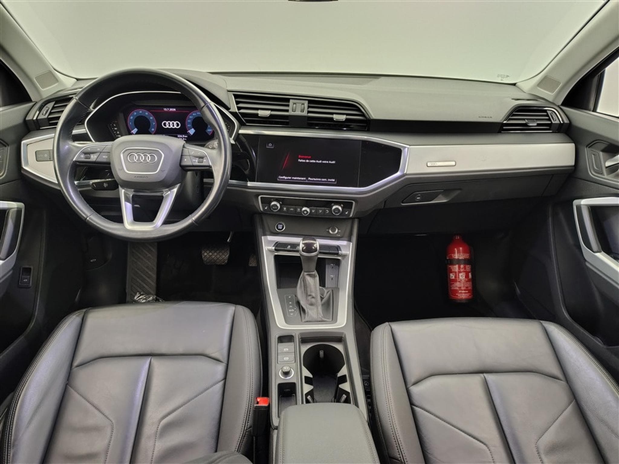 Audi Q3 35 TFSI Business plus Edition  S tronic (2023) - Photo 8