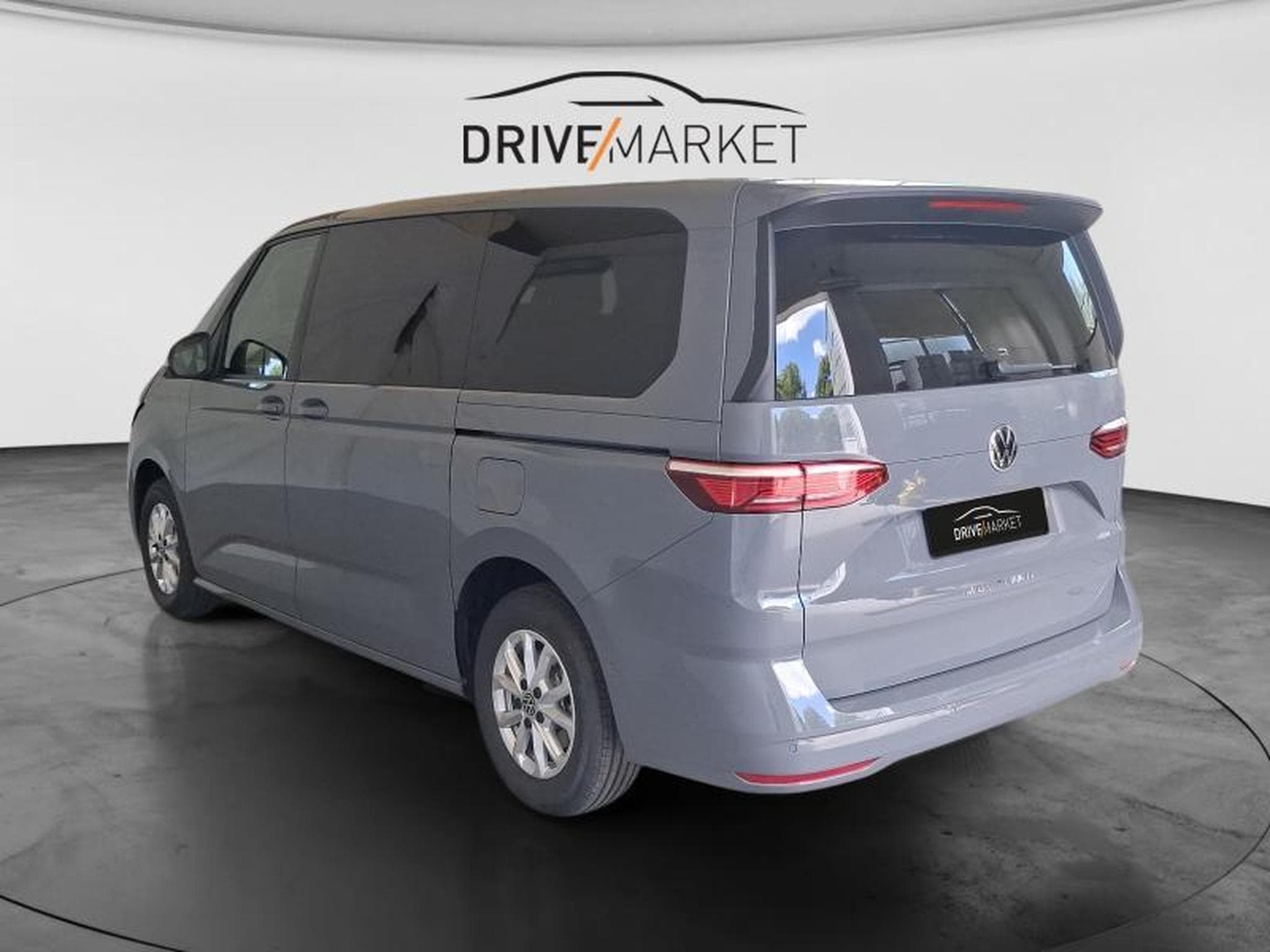 VW T7 Life LONG (2026) - Photo 18