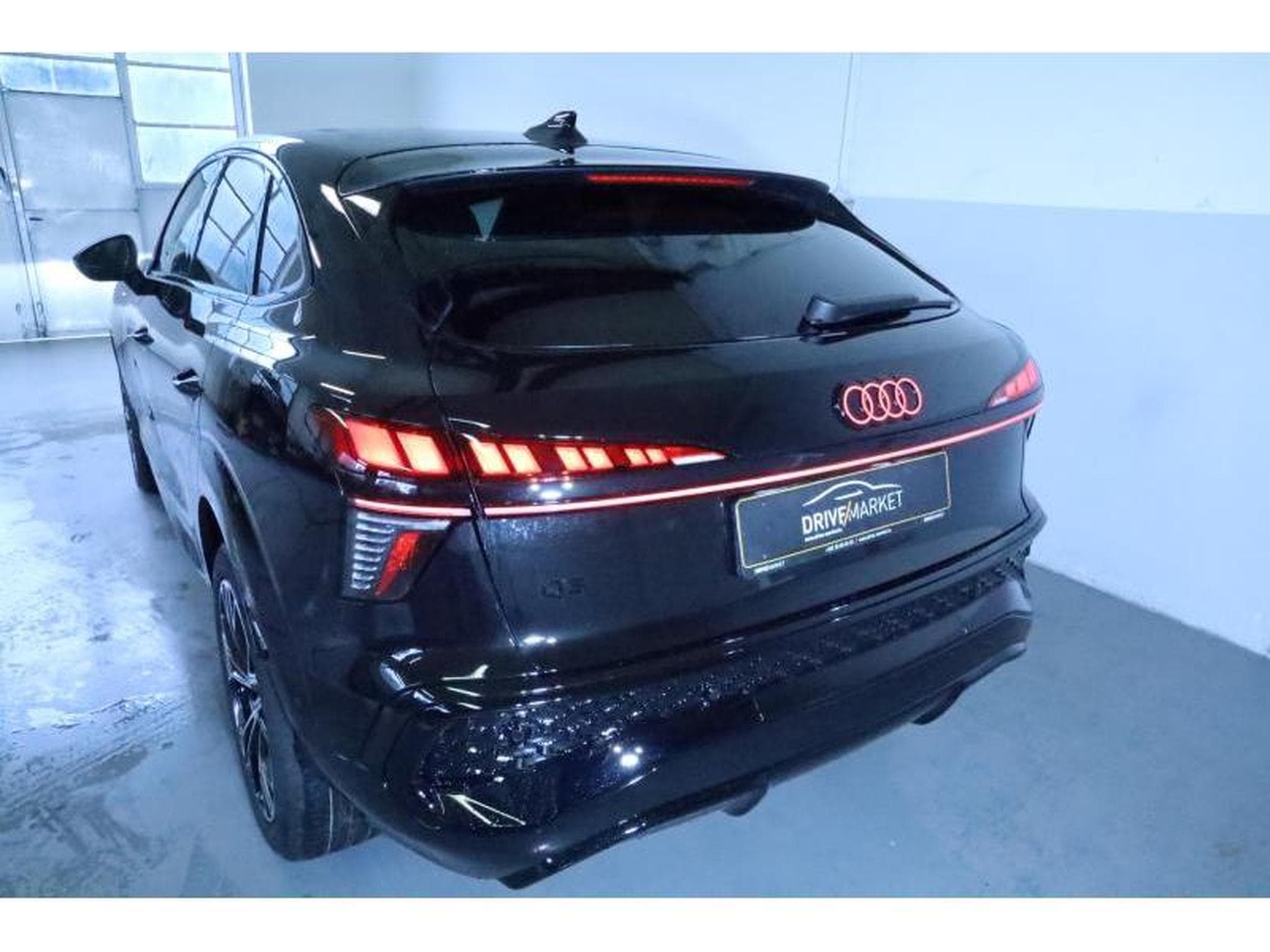 Audi Q3 Sportback (2026) - Photo 16