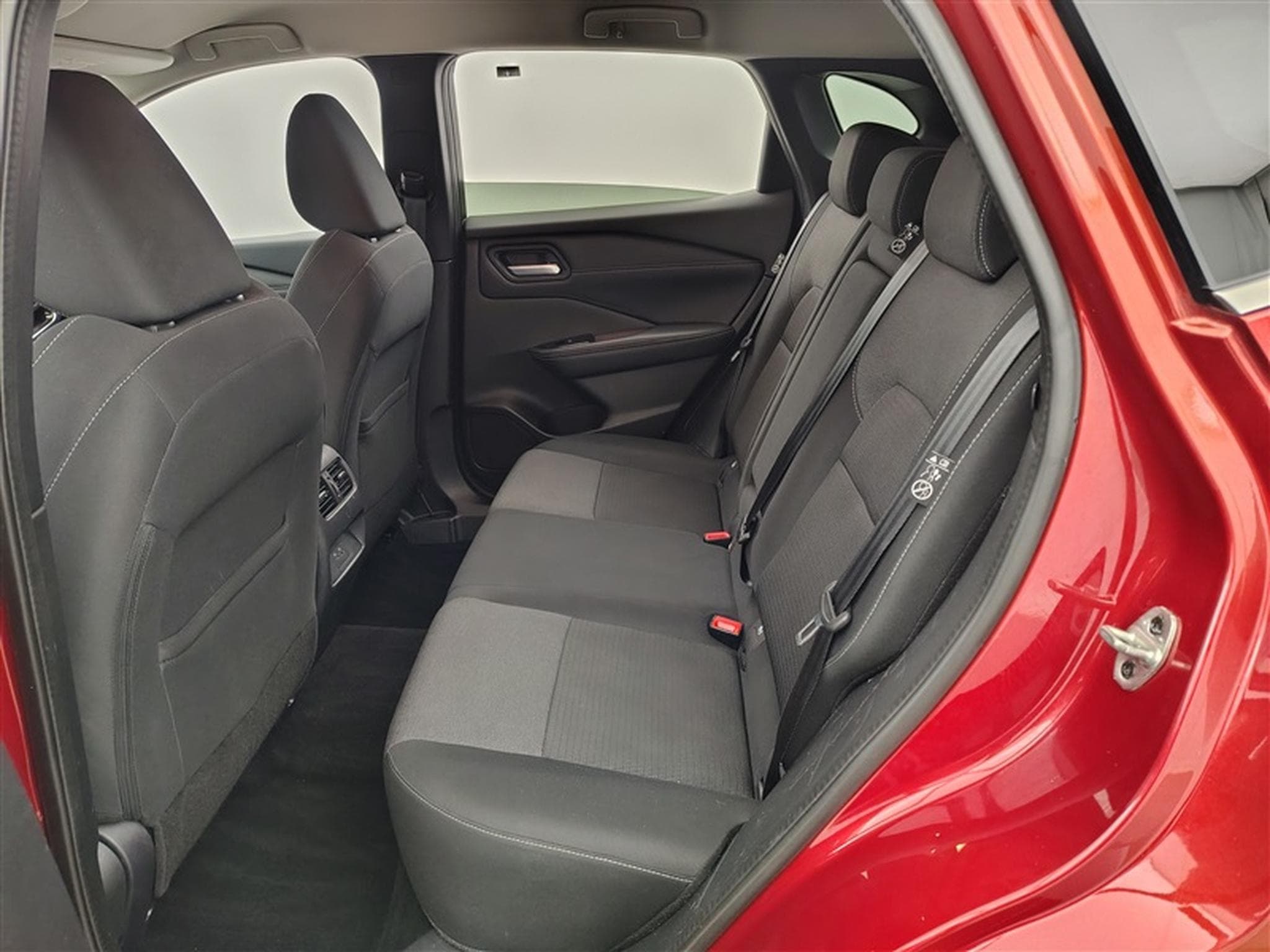 Nissan Qashqai 1.3 DIG-T MHEV Tekna Xtronic (2022) - Photo 13