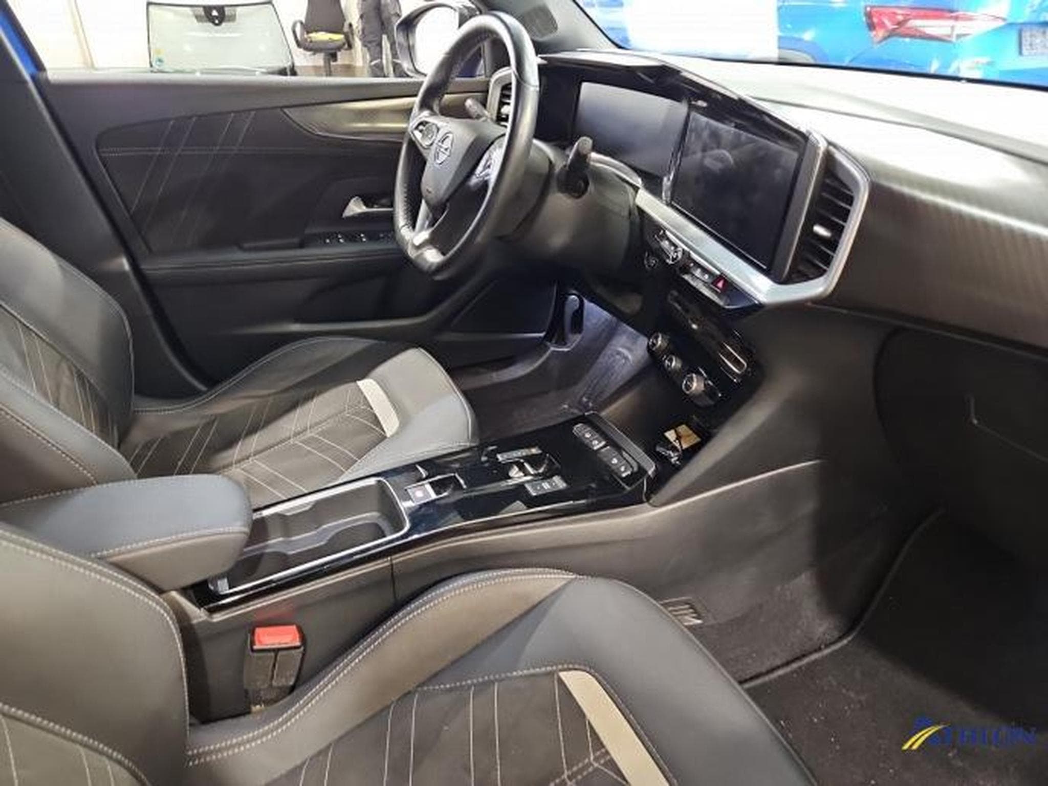 Opel Mokka Mokka e Ultimate SOH 95,3% (2022) - Photo 12
