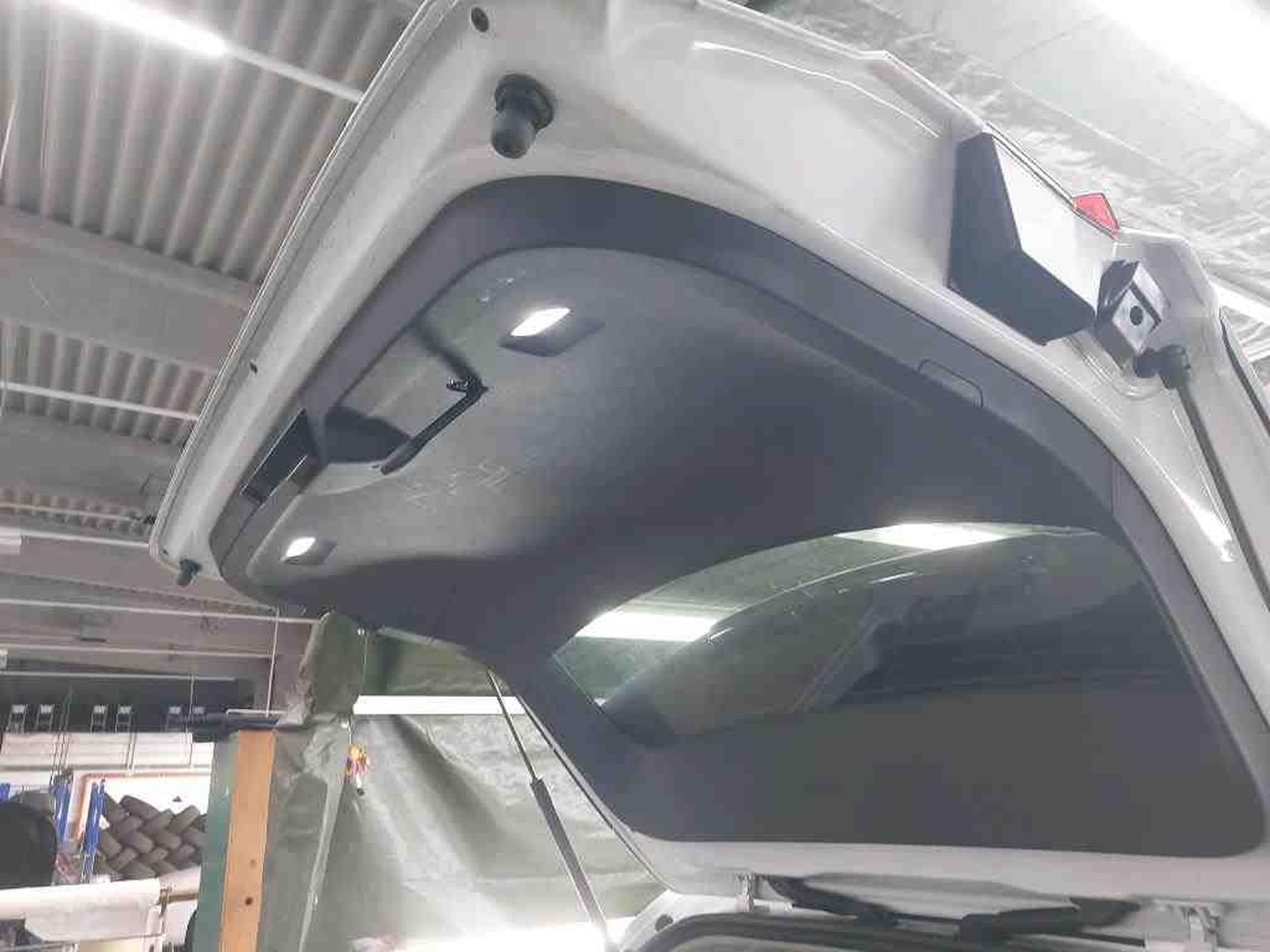 Skoda Enyaq Standard (2025) - Photo 18