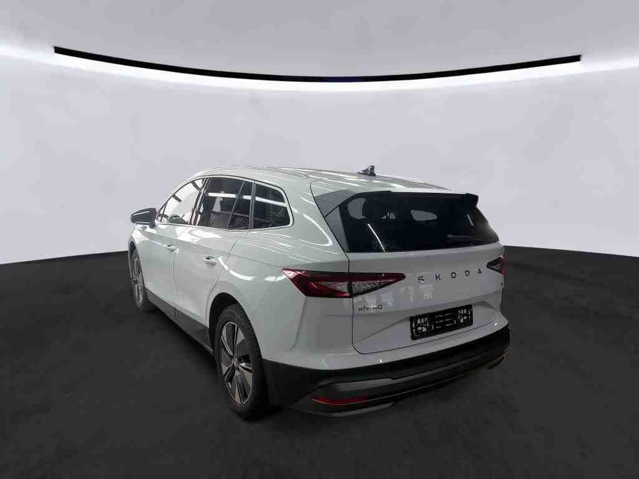 Skoda Enyaq Standard (2025) - Photo 4