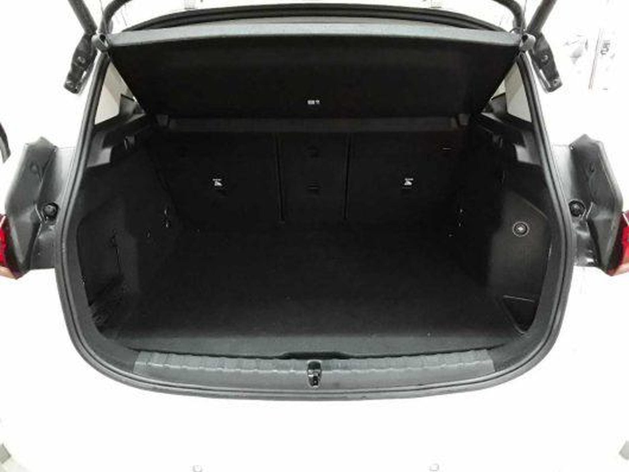Bmw 230 2er Active Tourer - 230e xDrive (OPF)(EURO 6d) (2023) - Photo 3