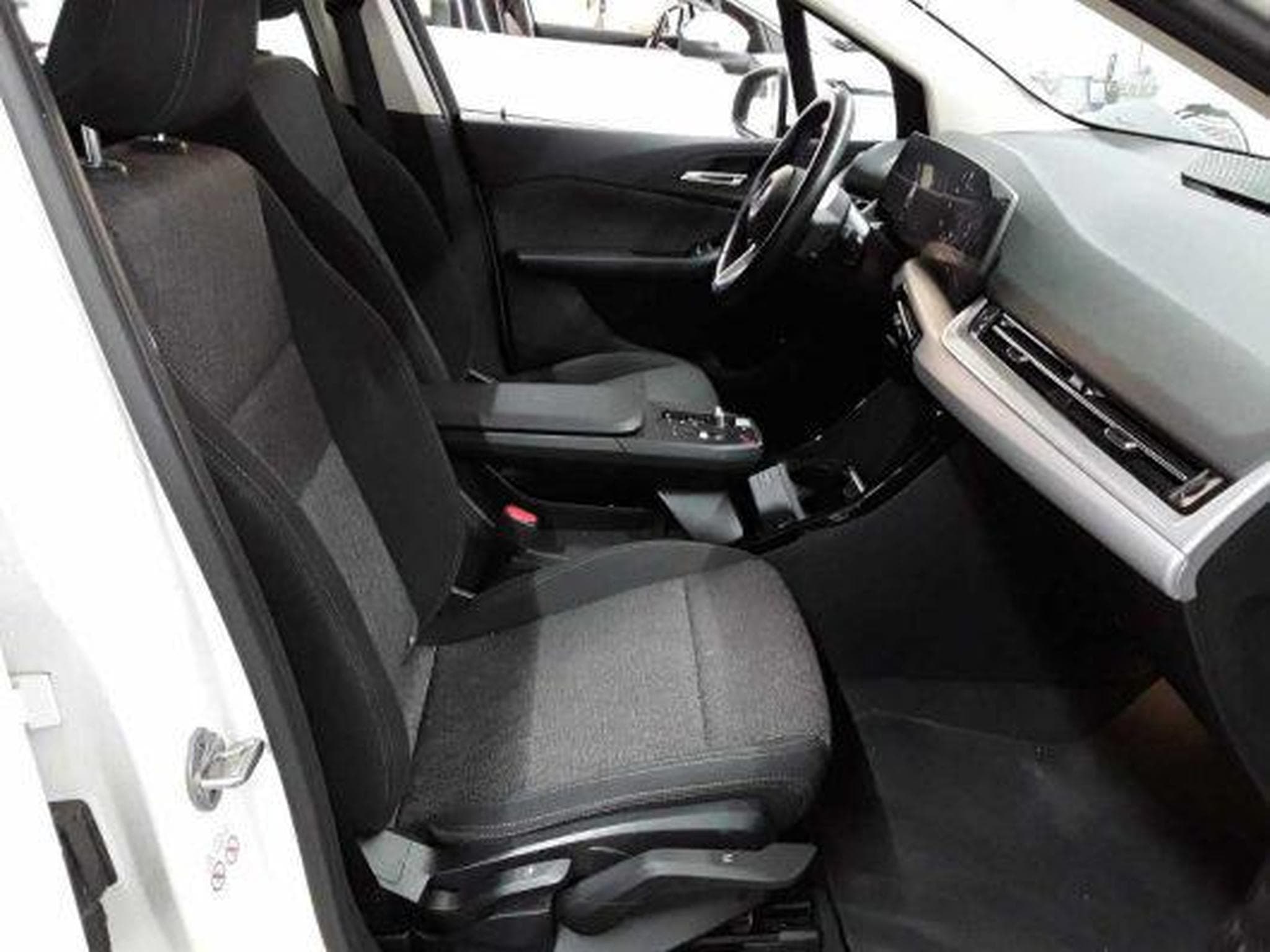 Bmw 230 2er Active Tourer - 230e xDrive (OPF)(EURO 6d) (2023) - Photo 7