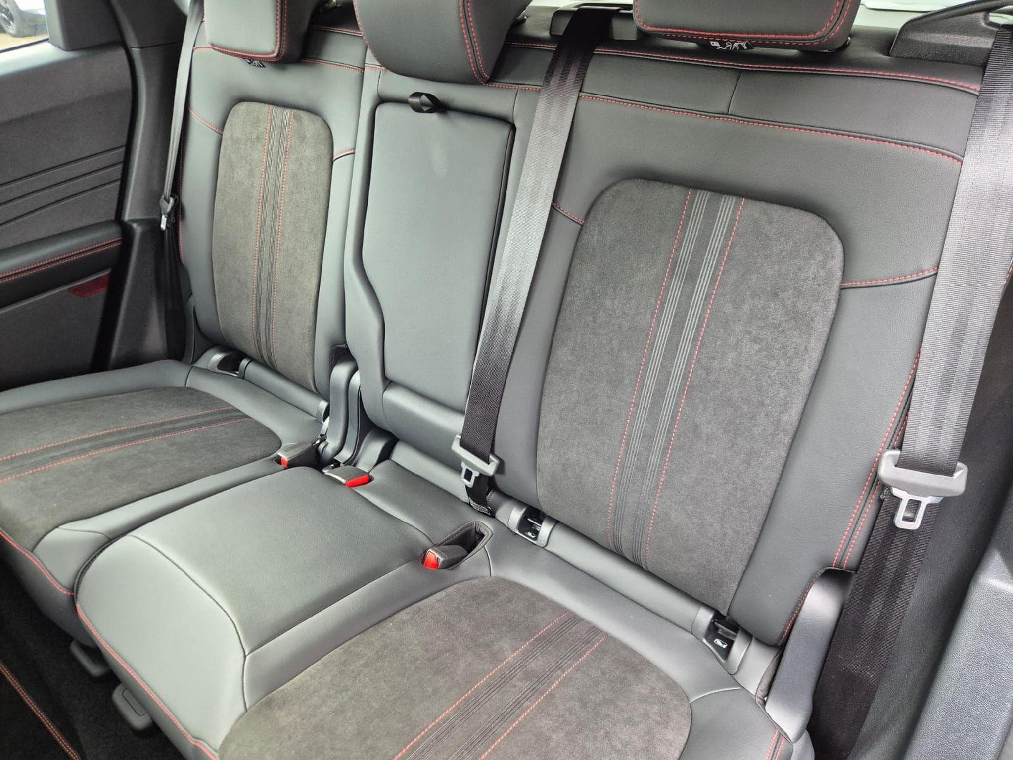 Ford Kuga ST-Line (2026) - Photo 19