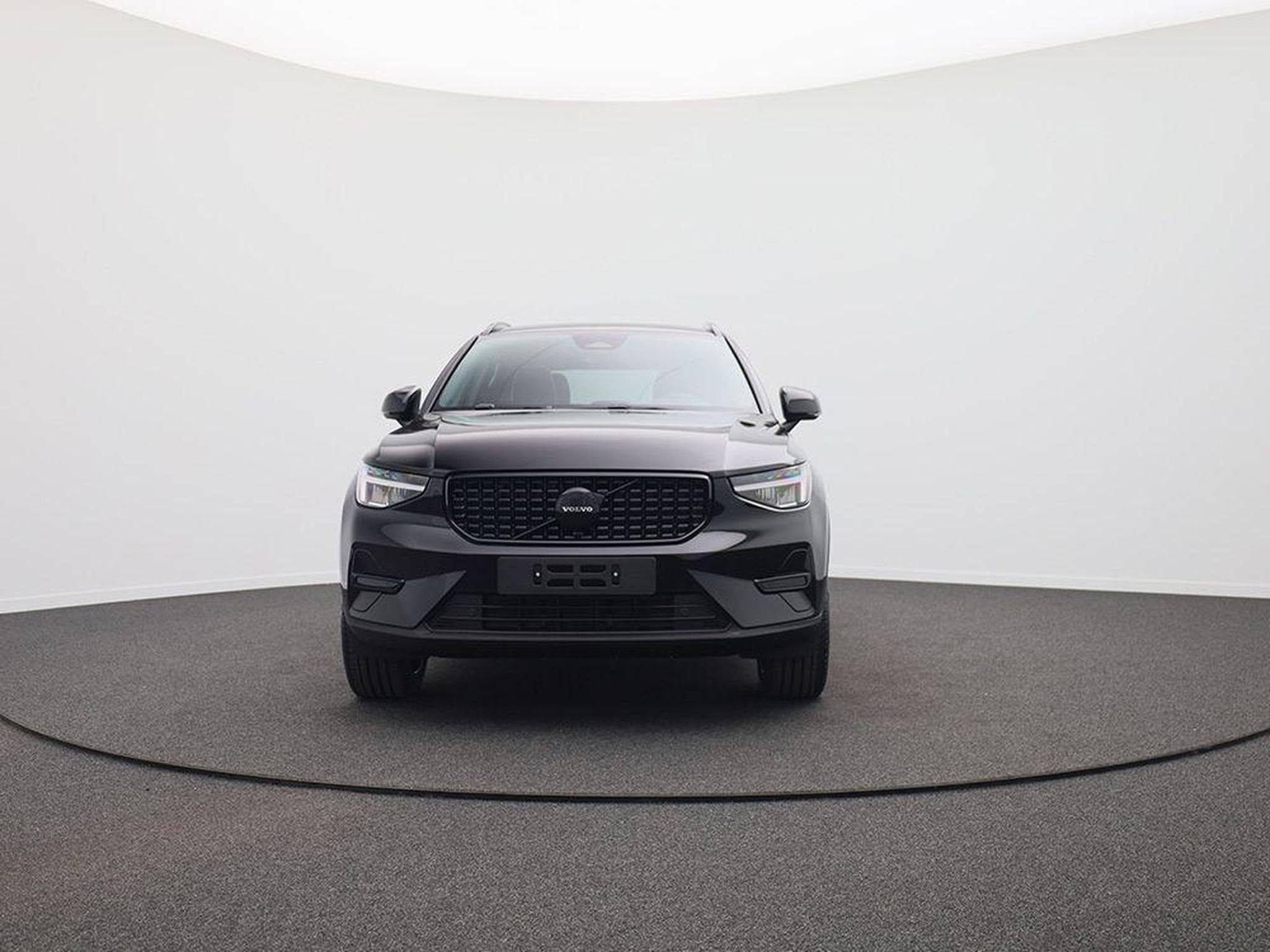 Volvo XC40 Black Edition Plus (2026) - Photo 7