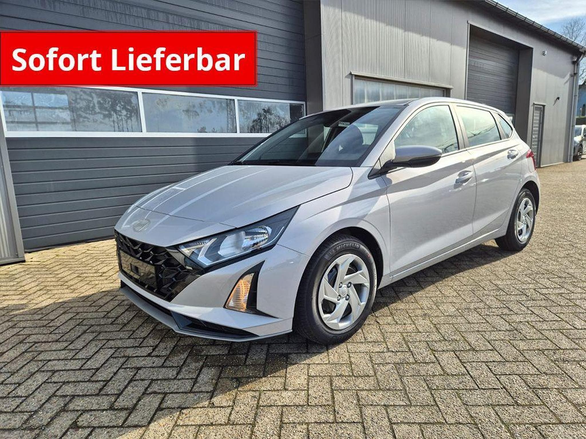 Hyundai i20 Standard (2026) - Photo 1